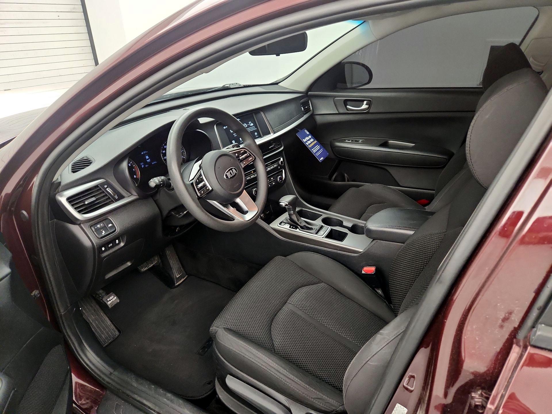 Thumbnail: 2019 Kia Optima - 11