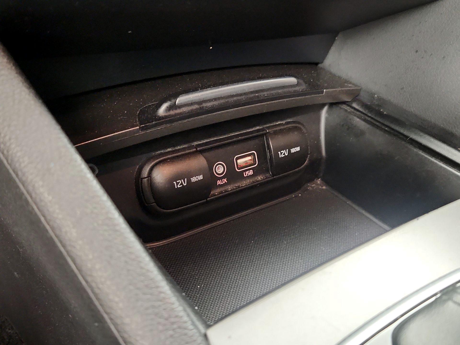 Thumbnail: 2019 Kia Optima - 18