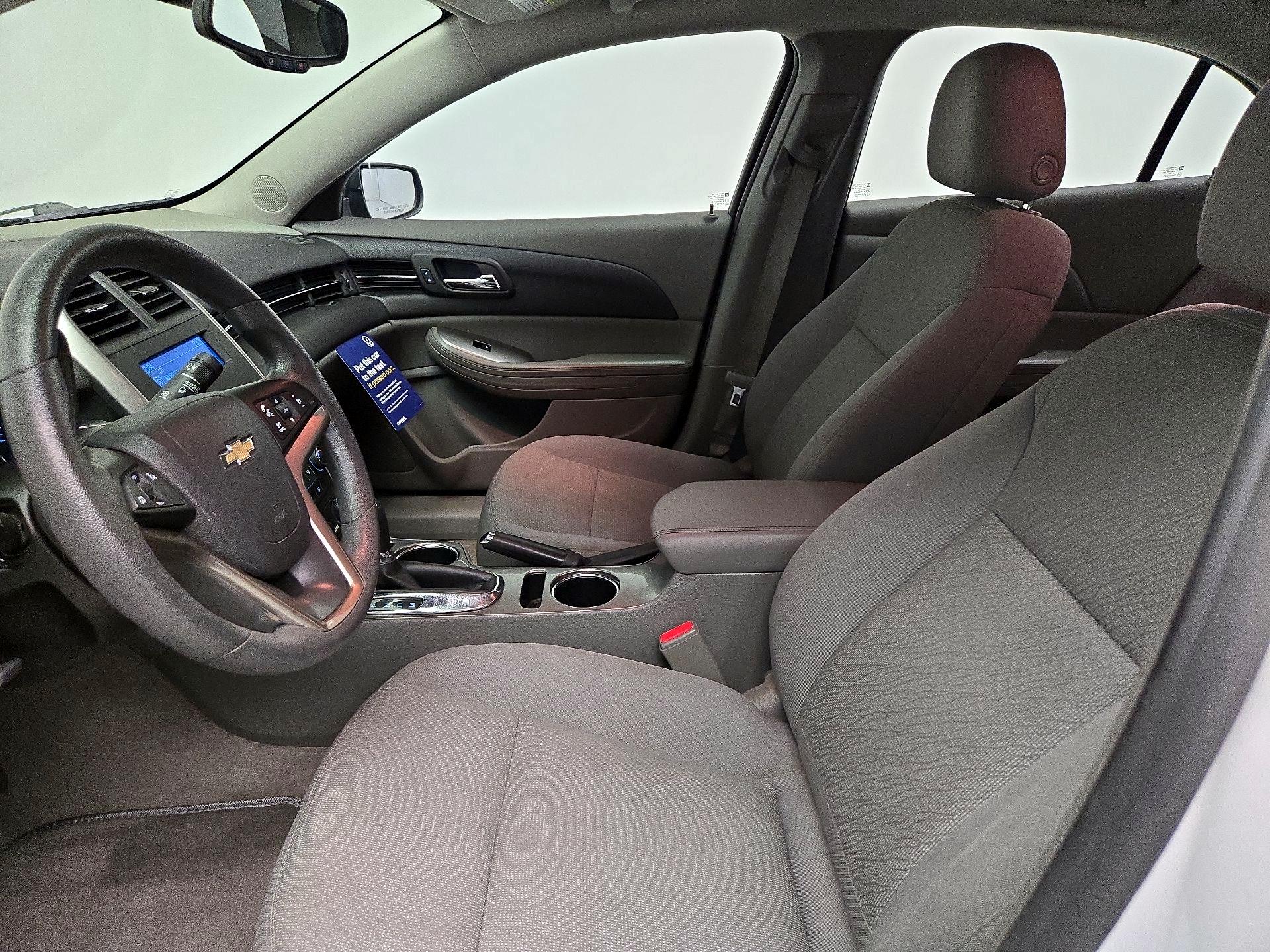 Thumbnail: 2015 Chevrolet Malibu - 11