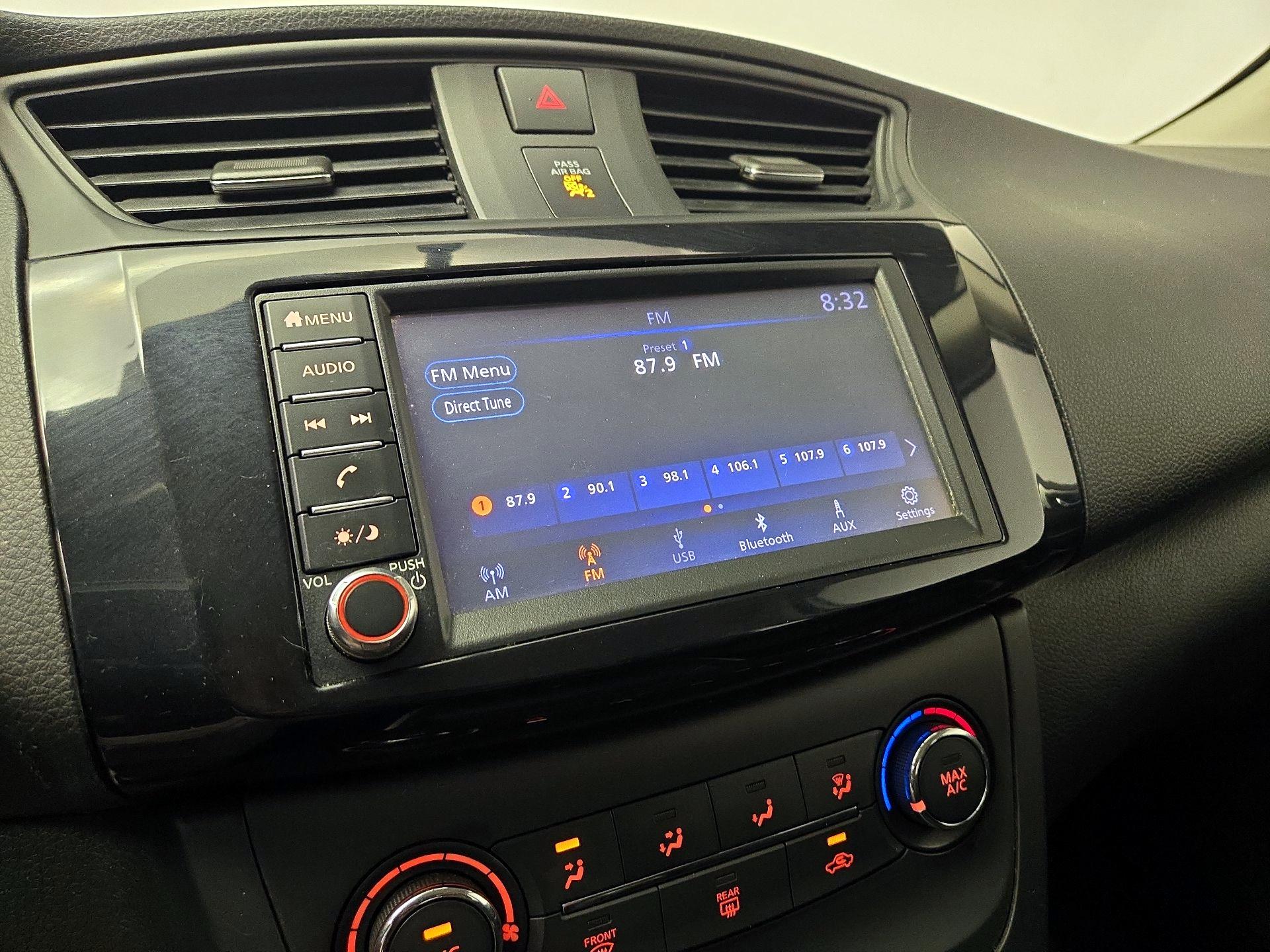 Thumbnail: 2019 Nissan Sentra - 15