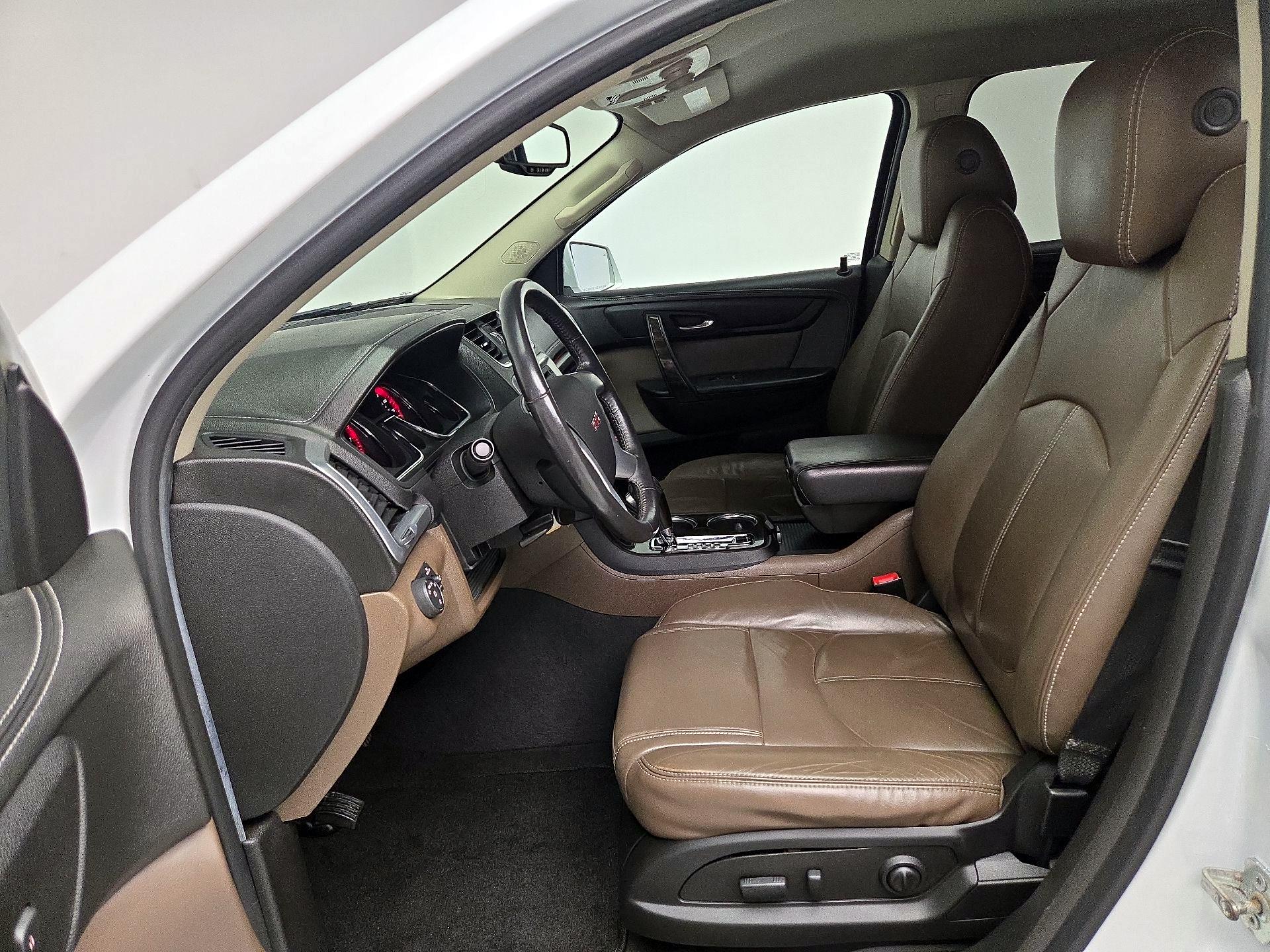 Thumbnail: 2016 GMC Acadia - 11
