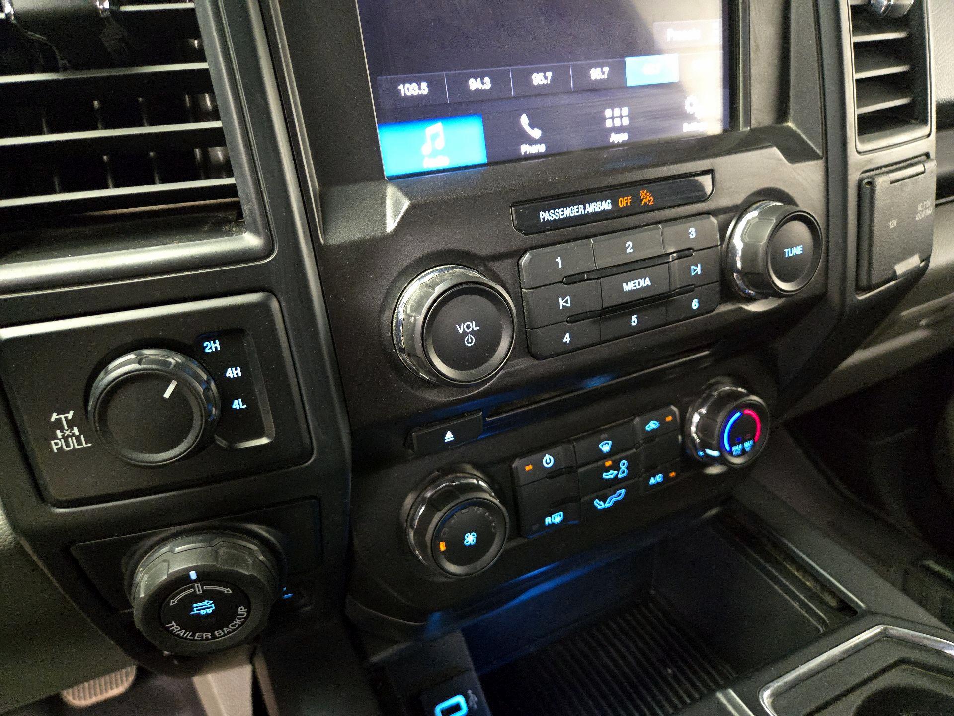 Thumbnail: 2018 Ford F-150 - 16