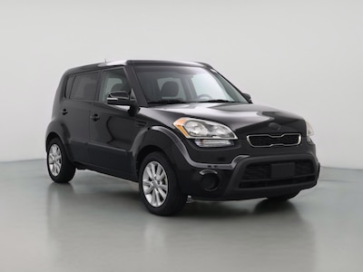 Black 2013 Kia Soul +