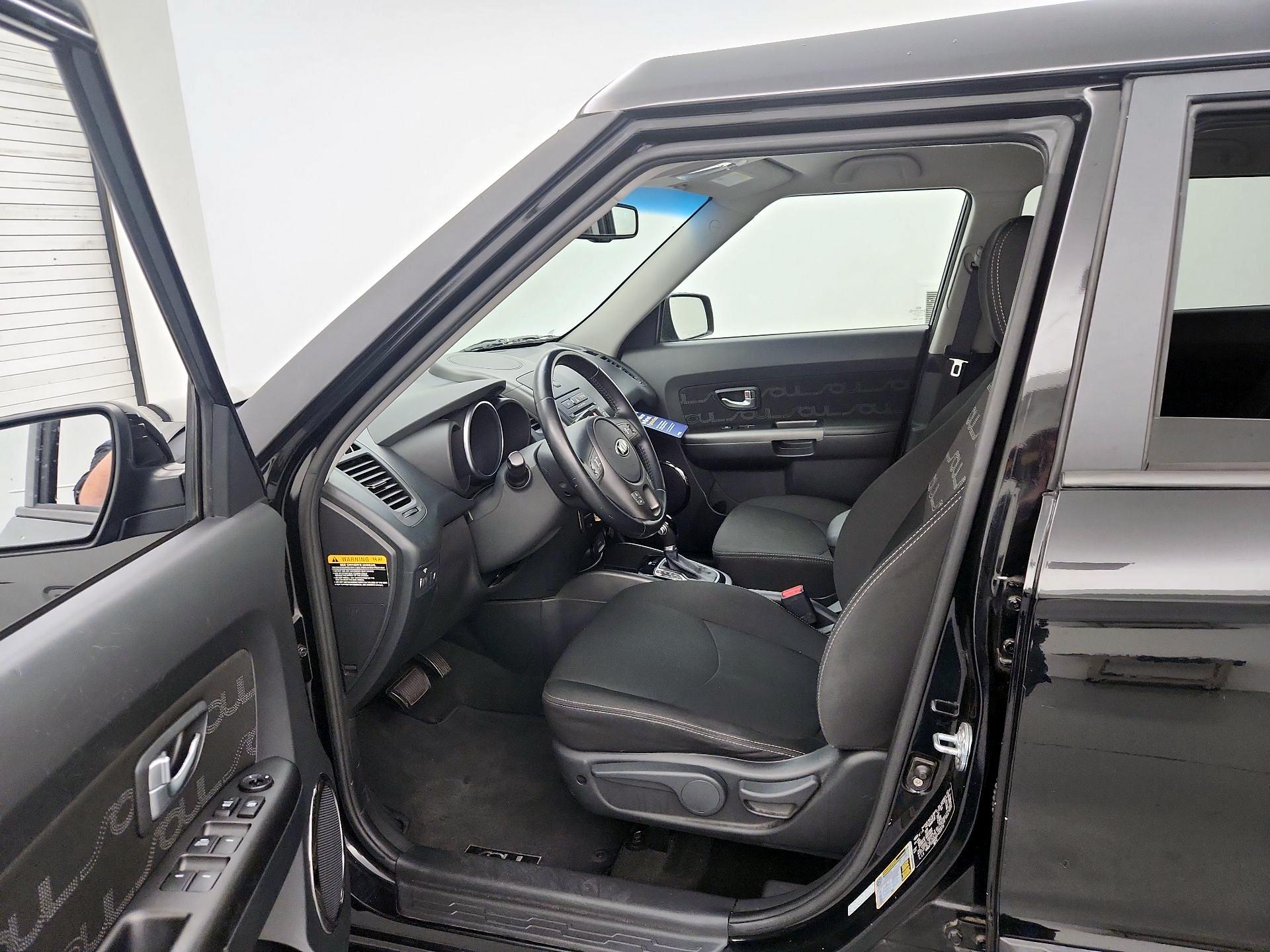 Thumbnail: 2013 Kia Soul - 11