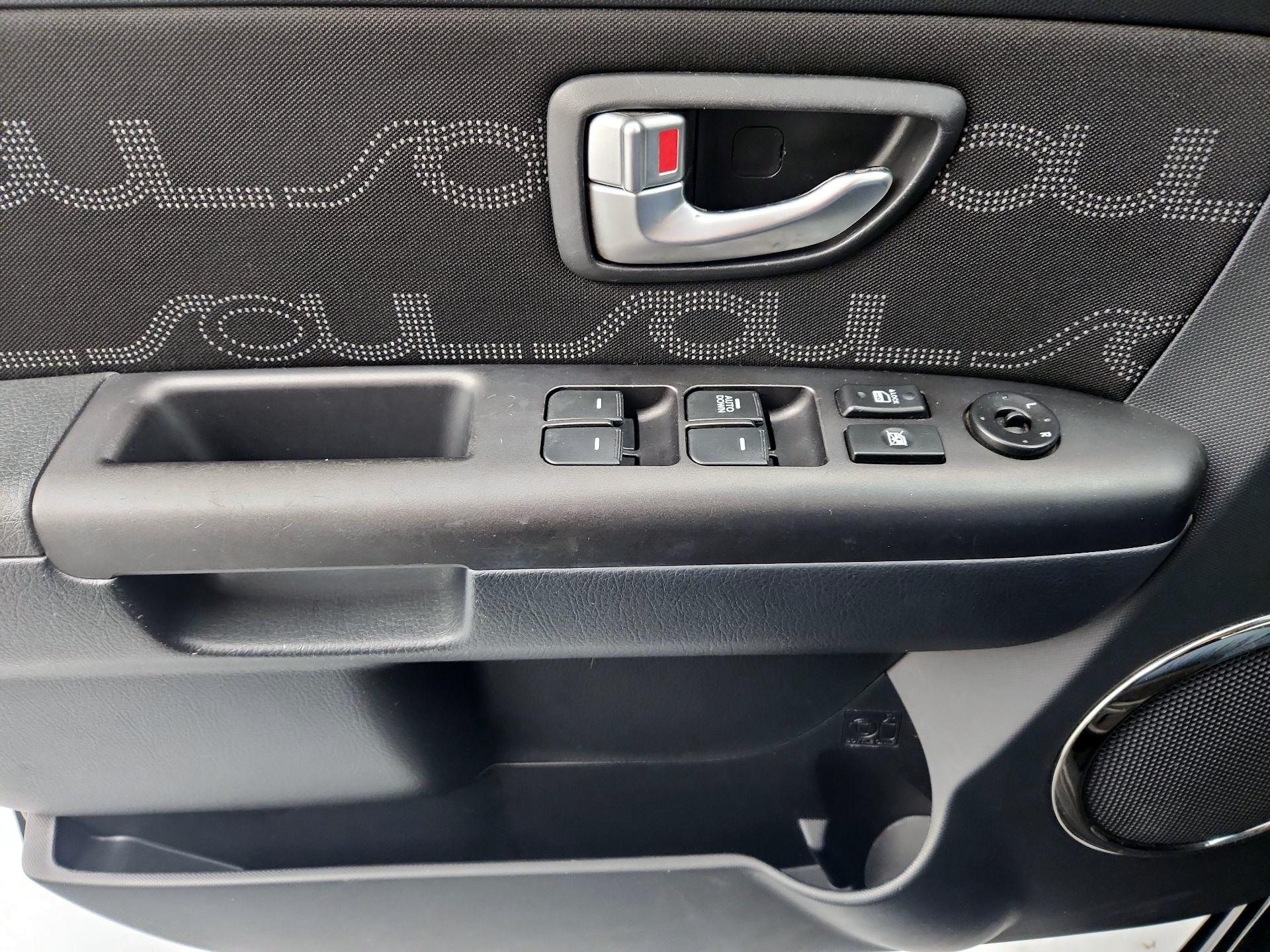 Thumbnail: 2013 Kia Soul - 12