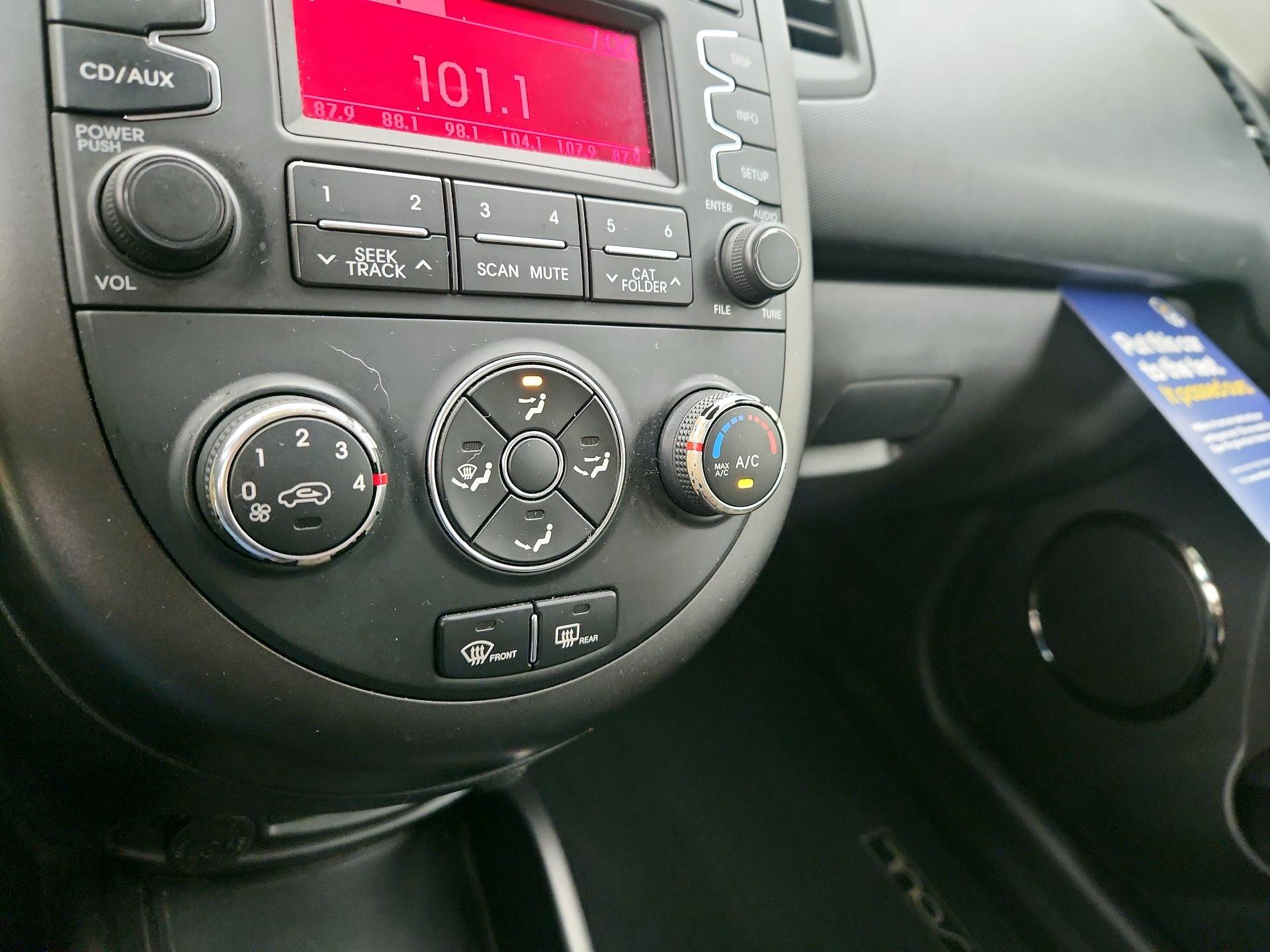 Thumbnail: 2013 Kia Soul - 14