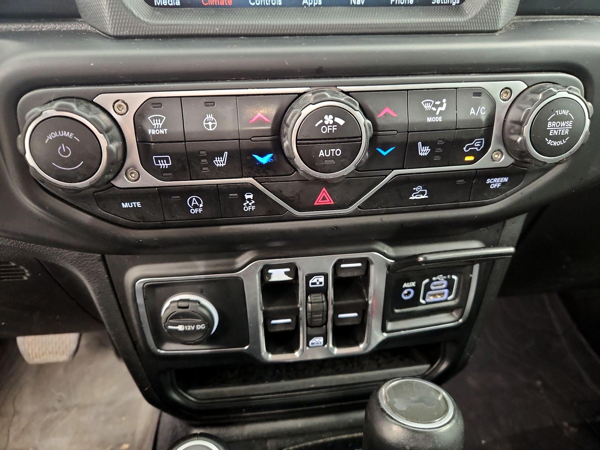Thumbnail: 2023 Jeep Wrangler - 17