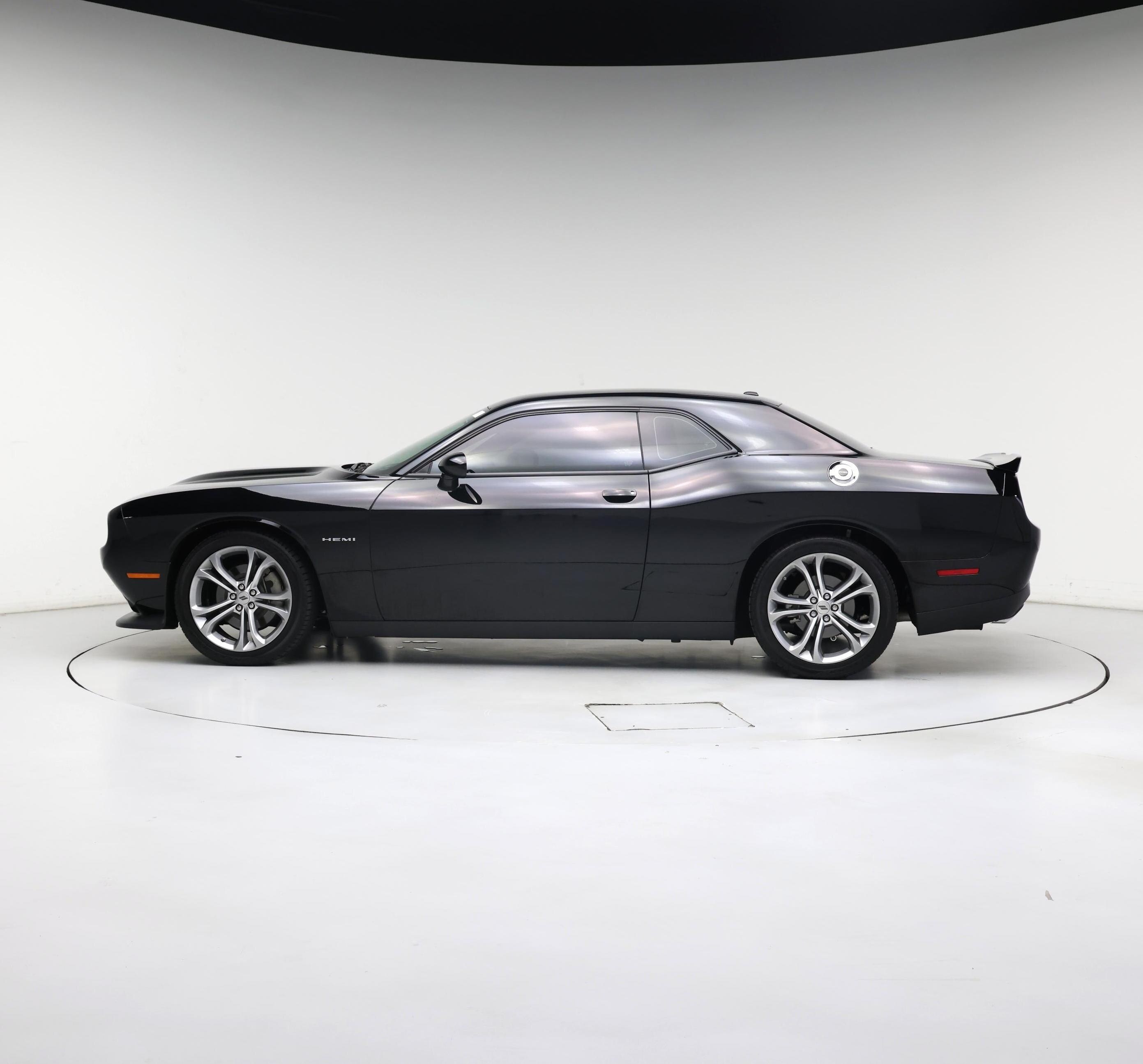 Thumbnail: 2022 Dodge Challenger - 3