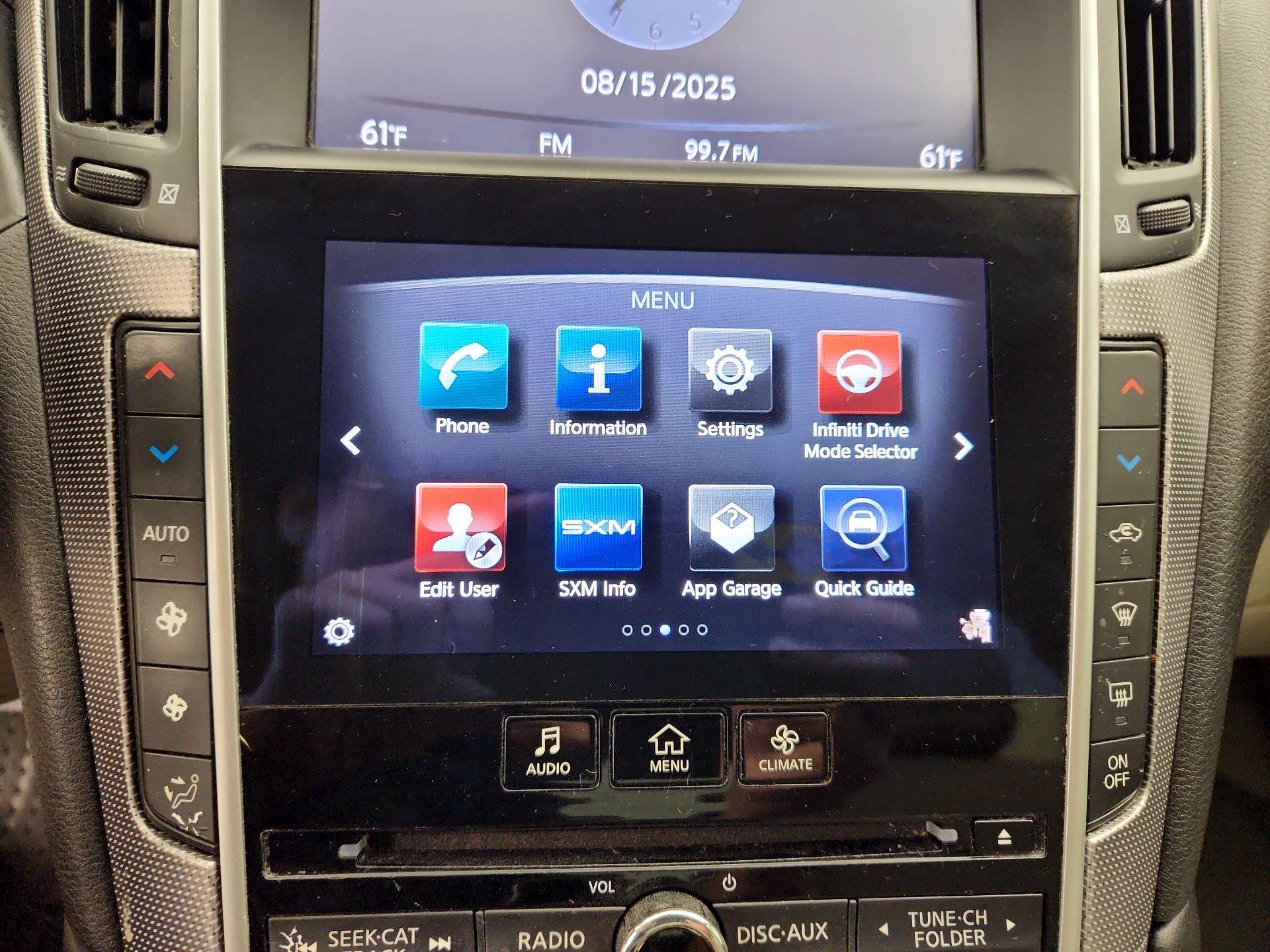 Thumbnail: 2015 INFINITI Q50 - 16