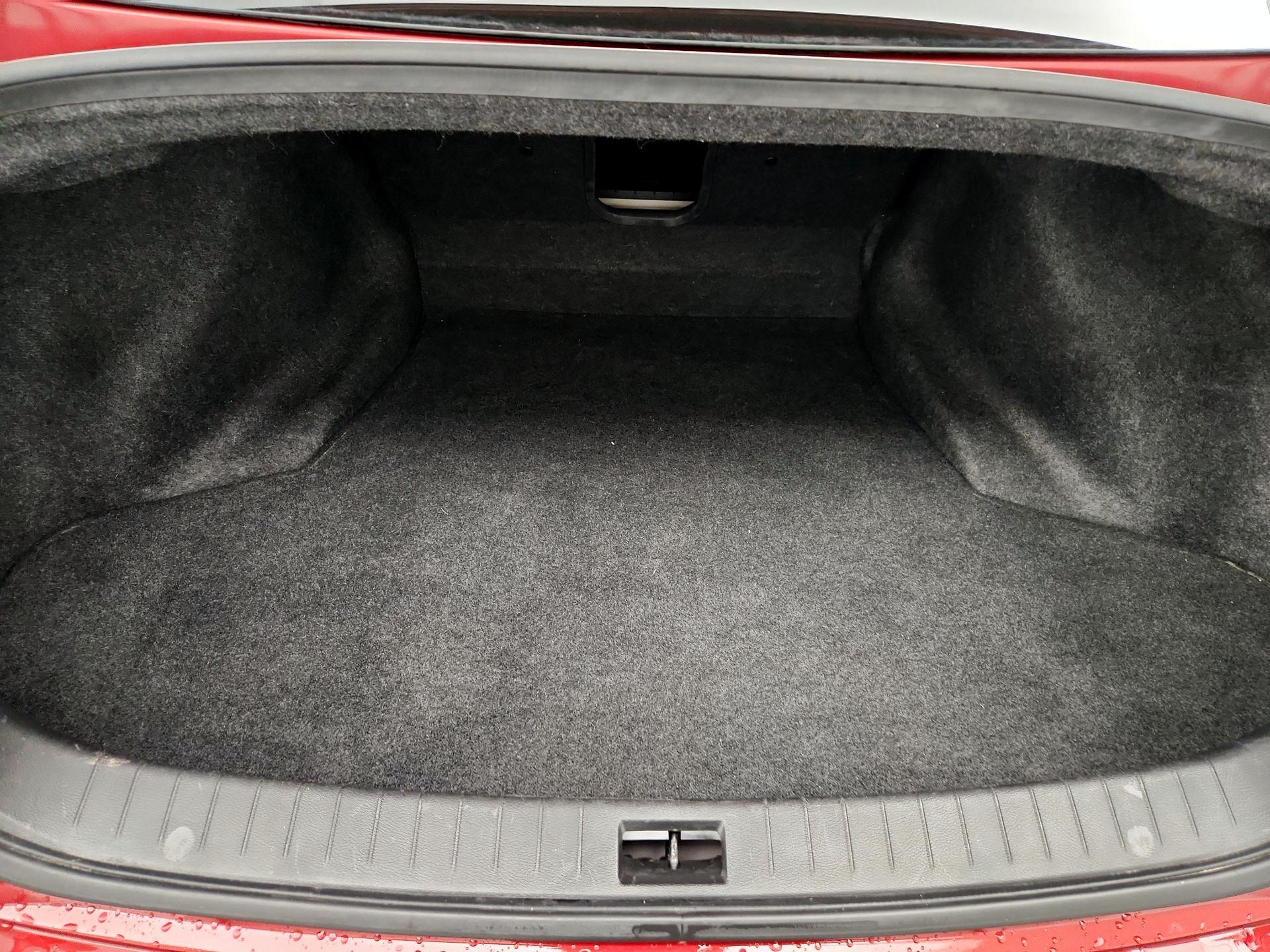 Thumbnail: 2015 INFINITI Q50 - 20