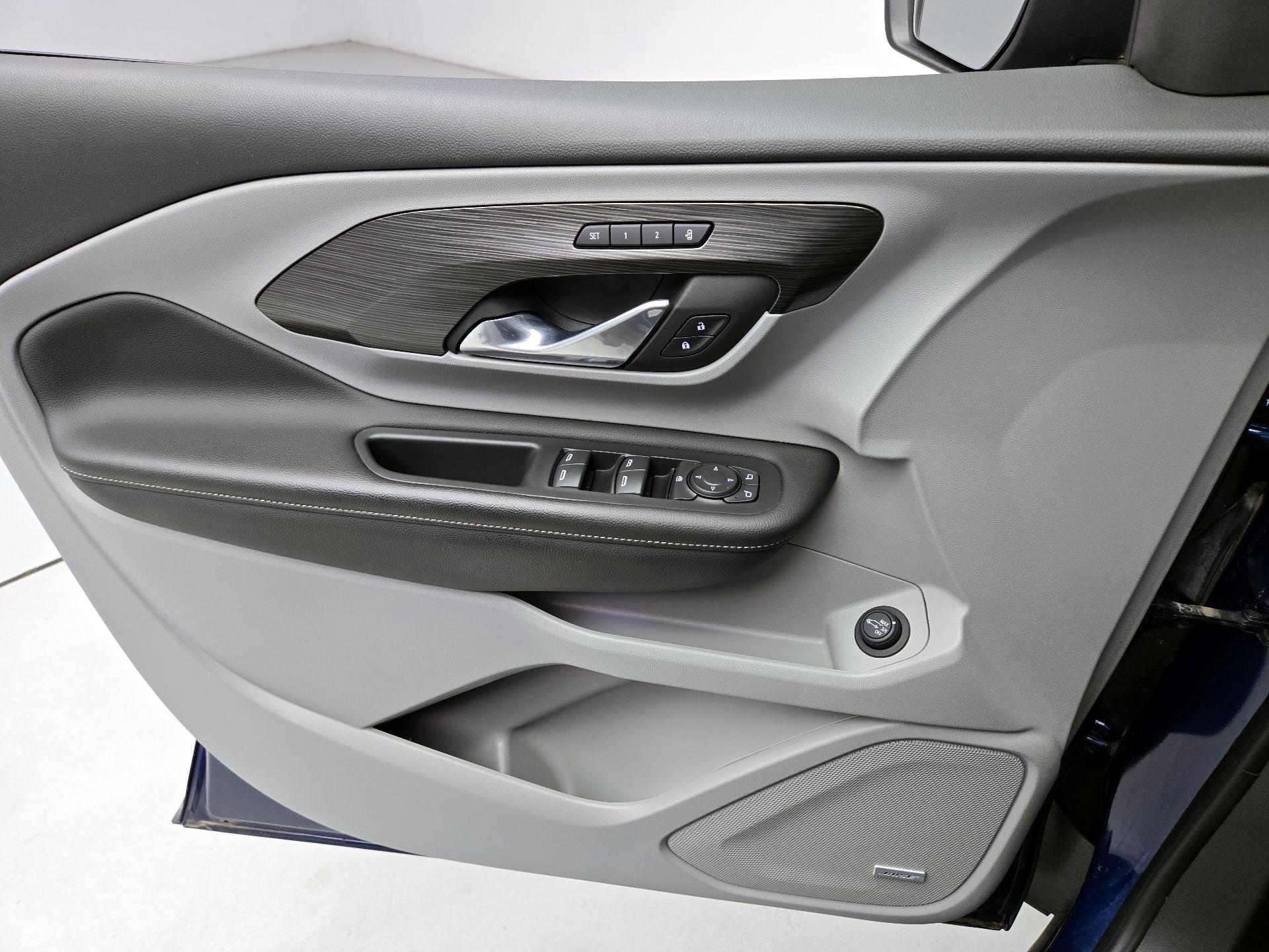 Thumbnail: 2022 GMC Terrain - 12