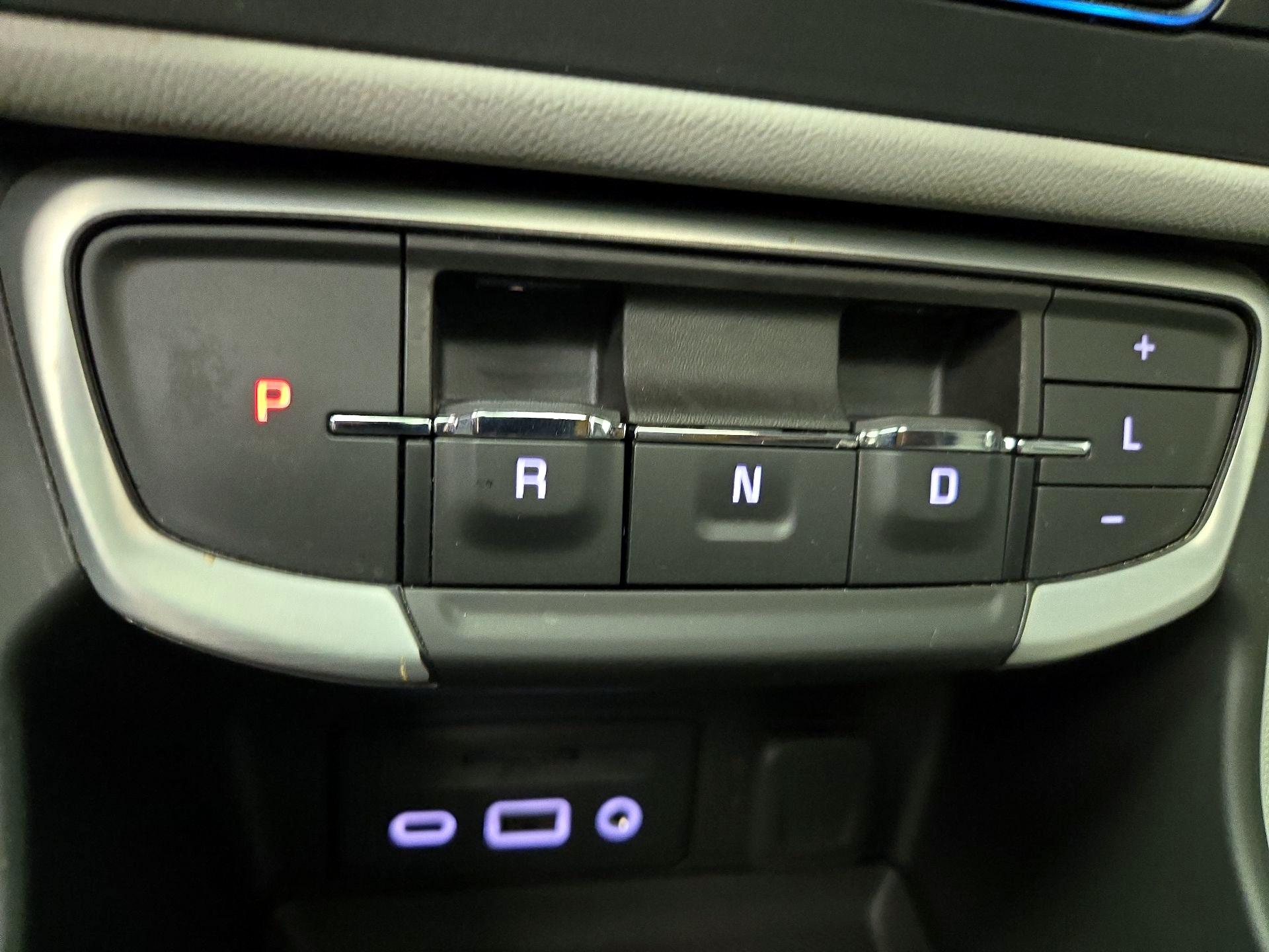 Thumbnail: 2022 GMC Terrain - 18
