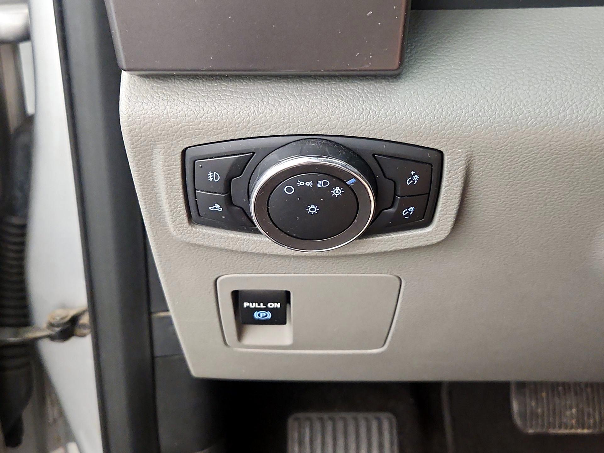Thumbnail: 2019 Ford F-150 - 13
