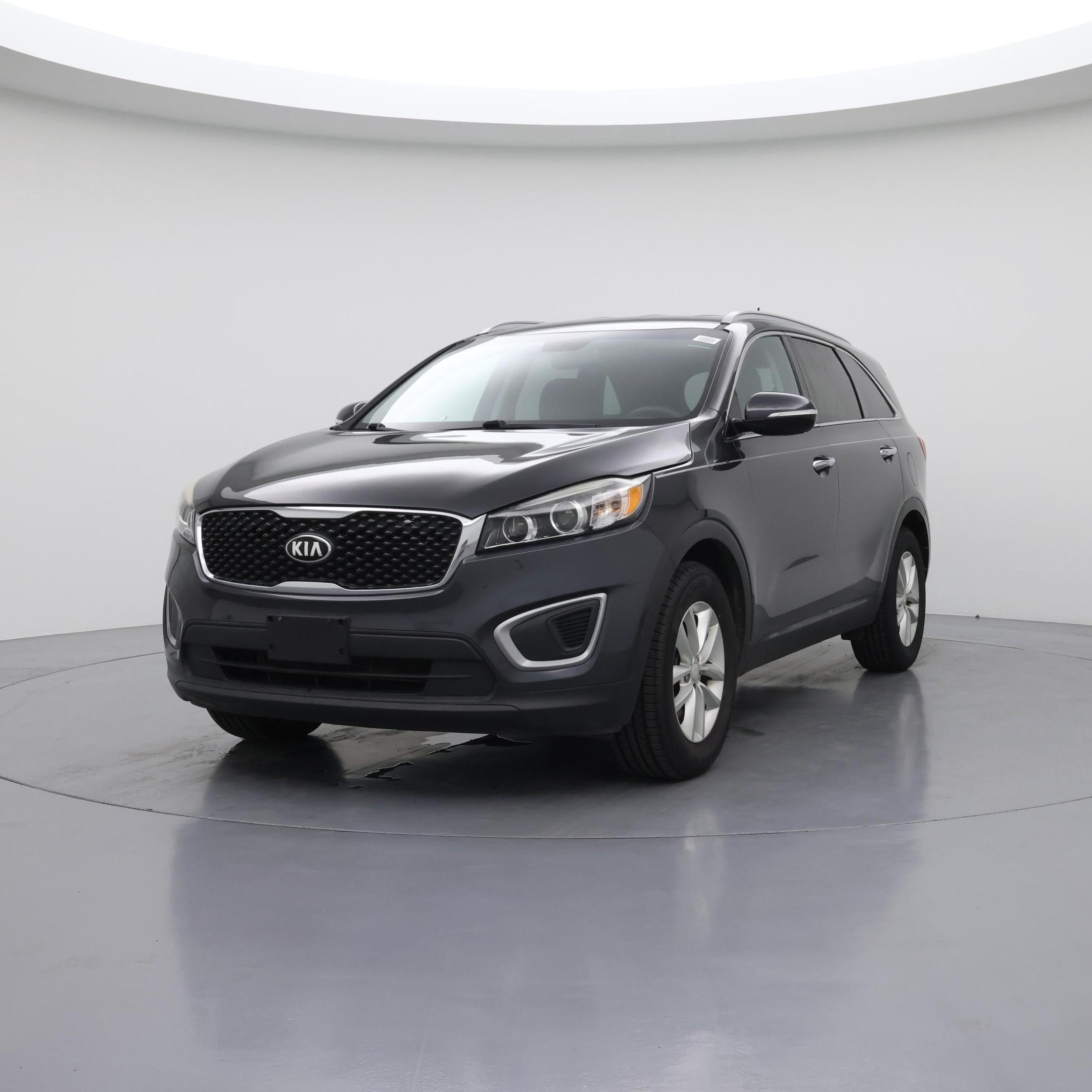 Thumbnail: 2017 Kia Sorento - 4