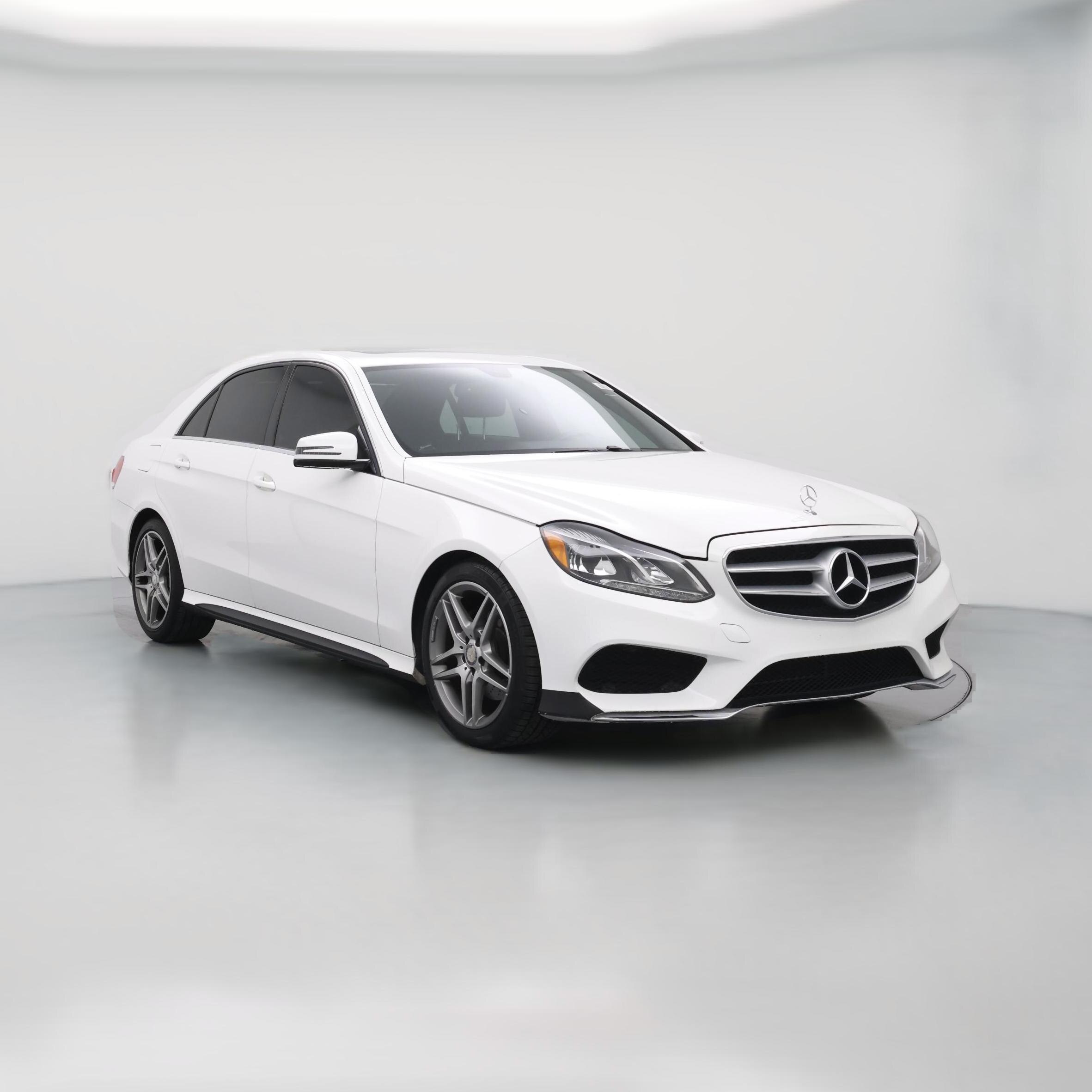 Thumbnail: 2016 Mercedes-Benz E-Class - 1