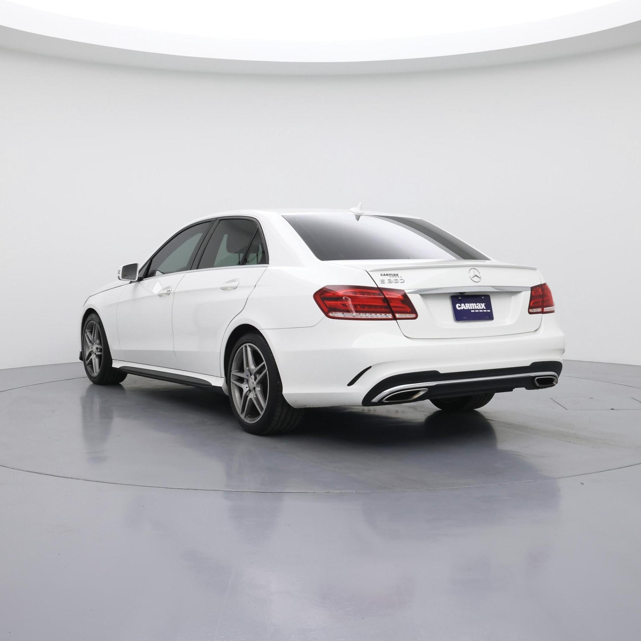 Thumbnail: 2016 Mercedes-Benz E-Class - 2