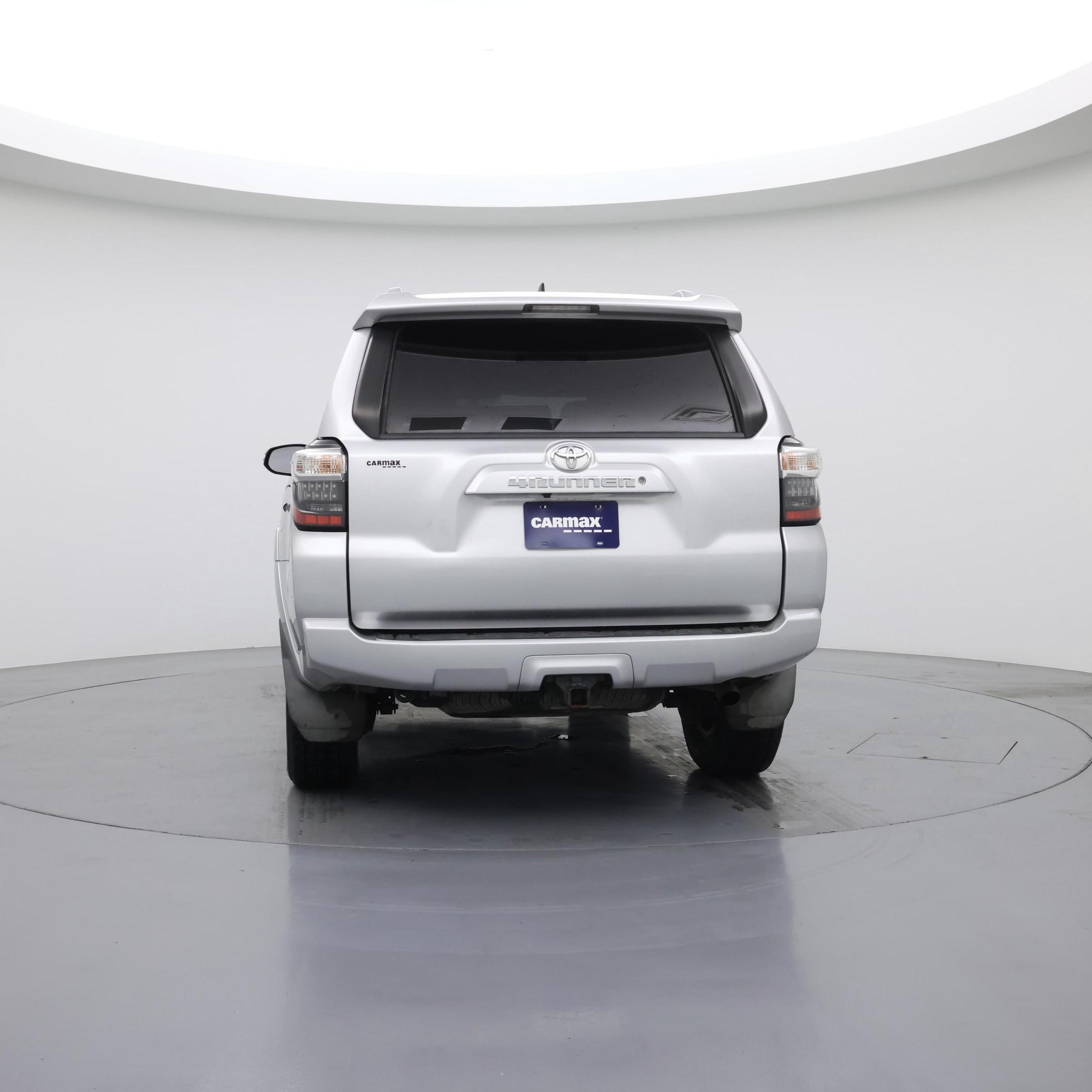 Thumbnail: 2017 Toyota 4Runner - 6