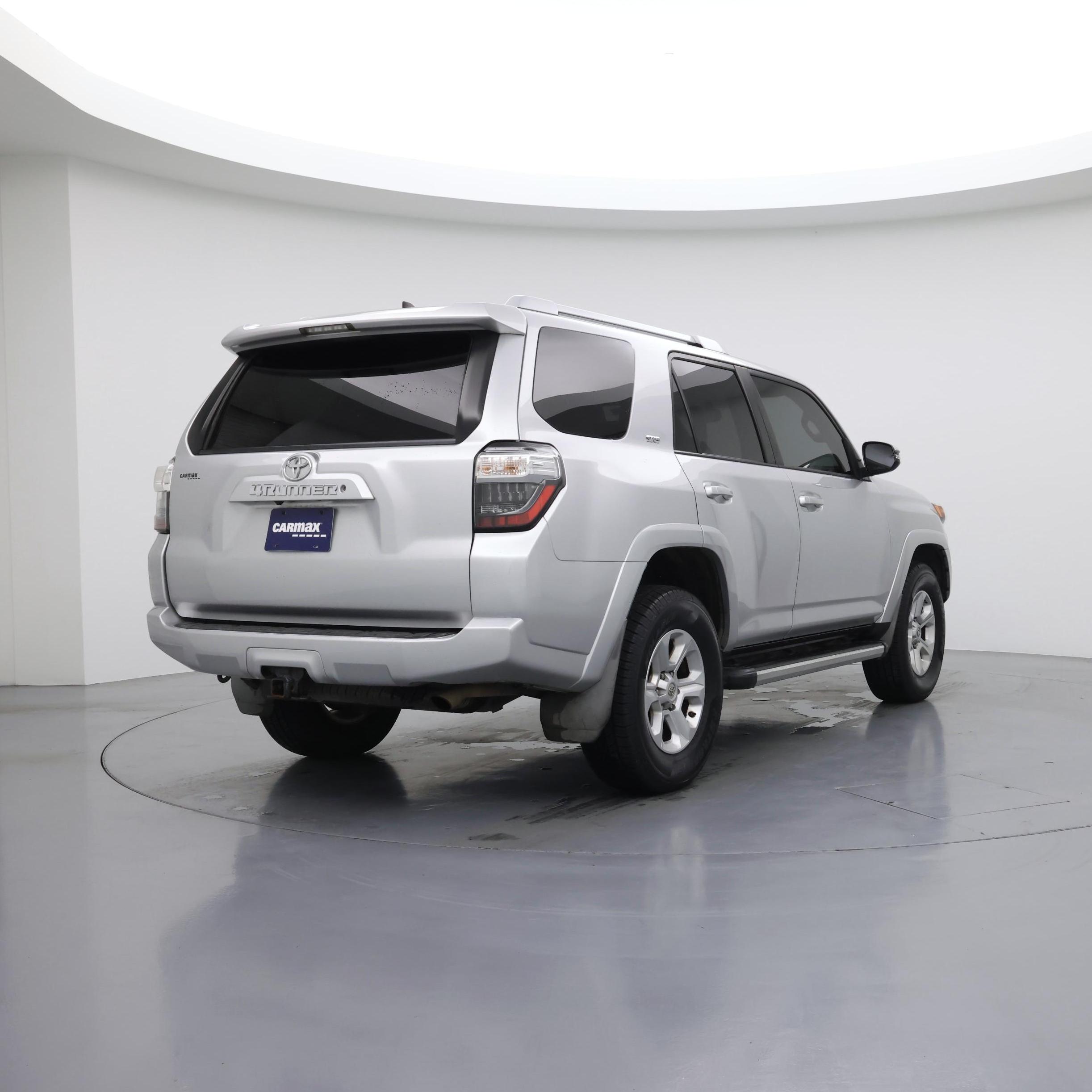 Thumbnail: 2017 Toyota 4Runner - 8