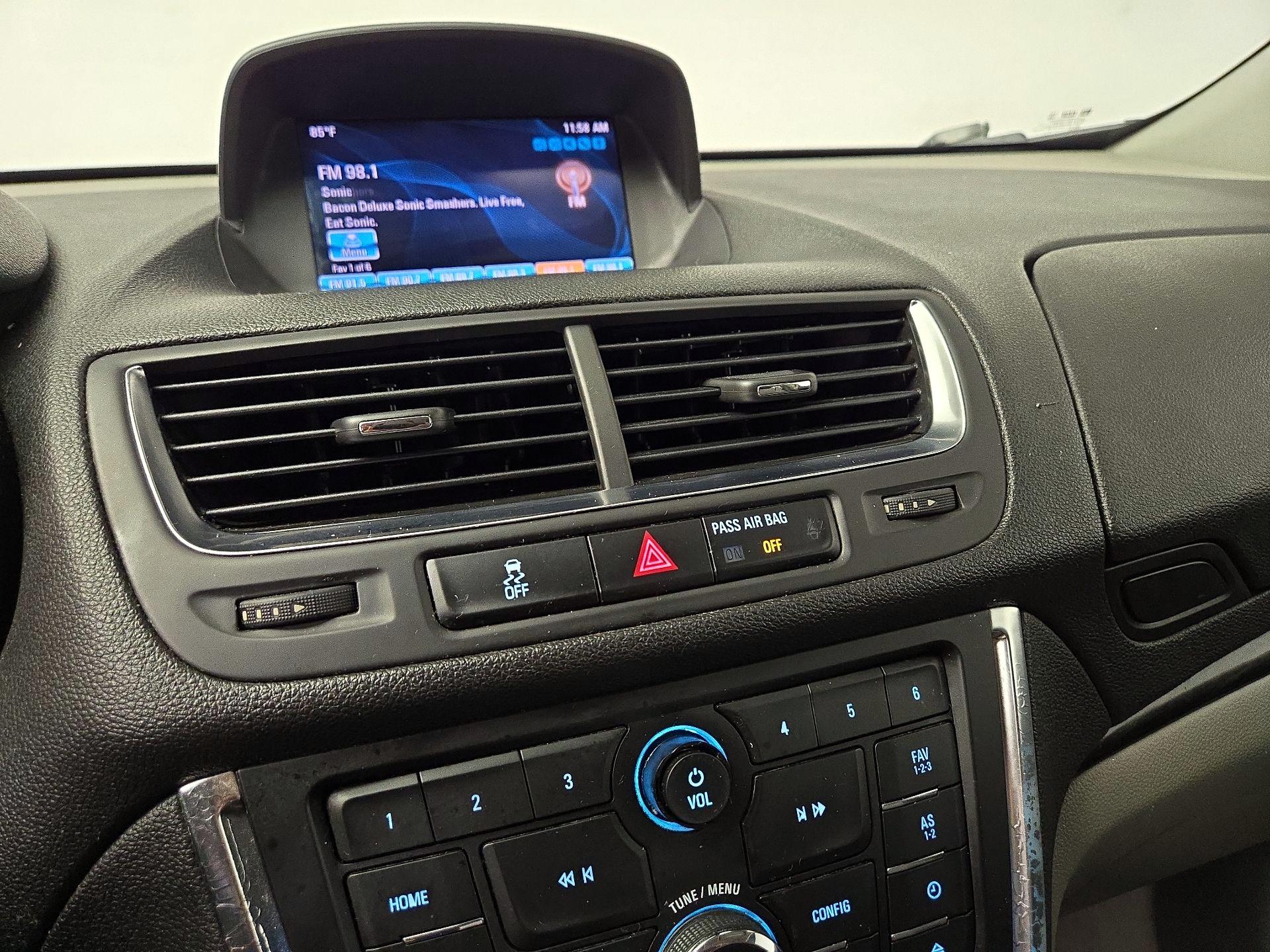 Thumbnail: 2016 Buick Encore - 15