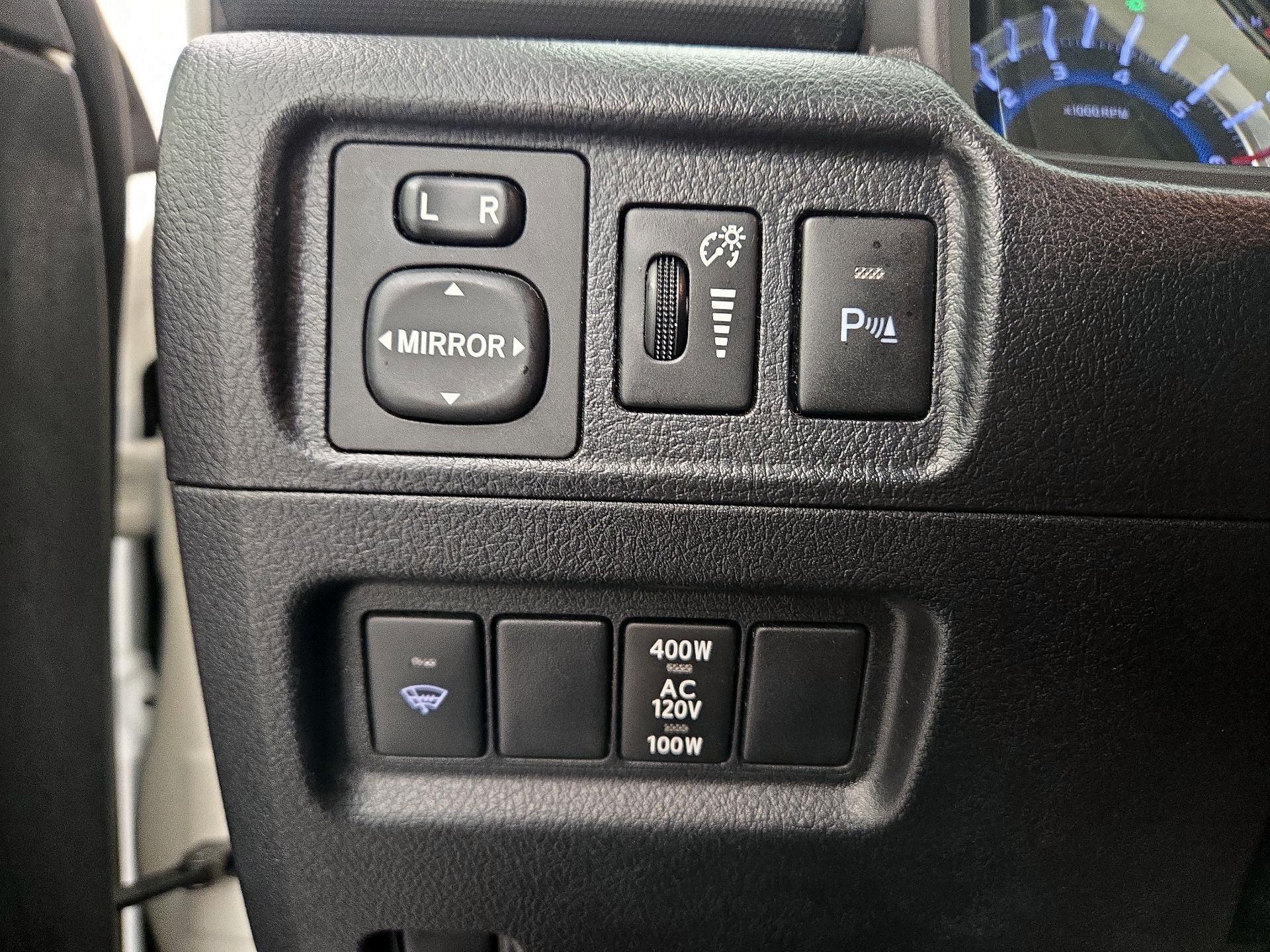 Thumbnail: 2019 Toyota 4Runner - 13