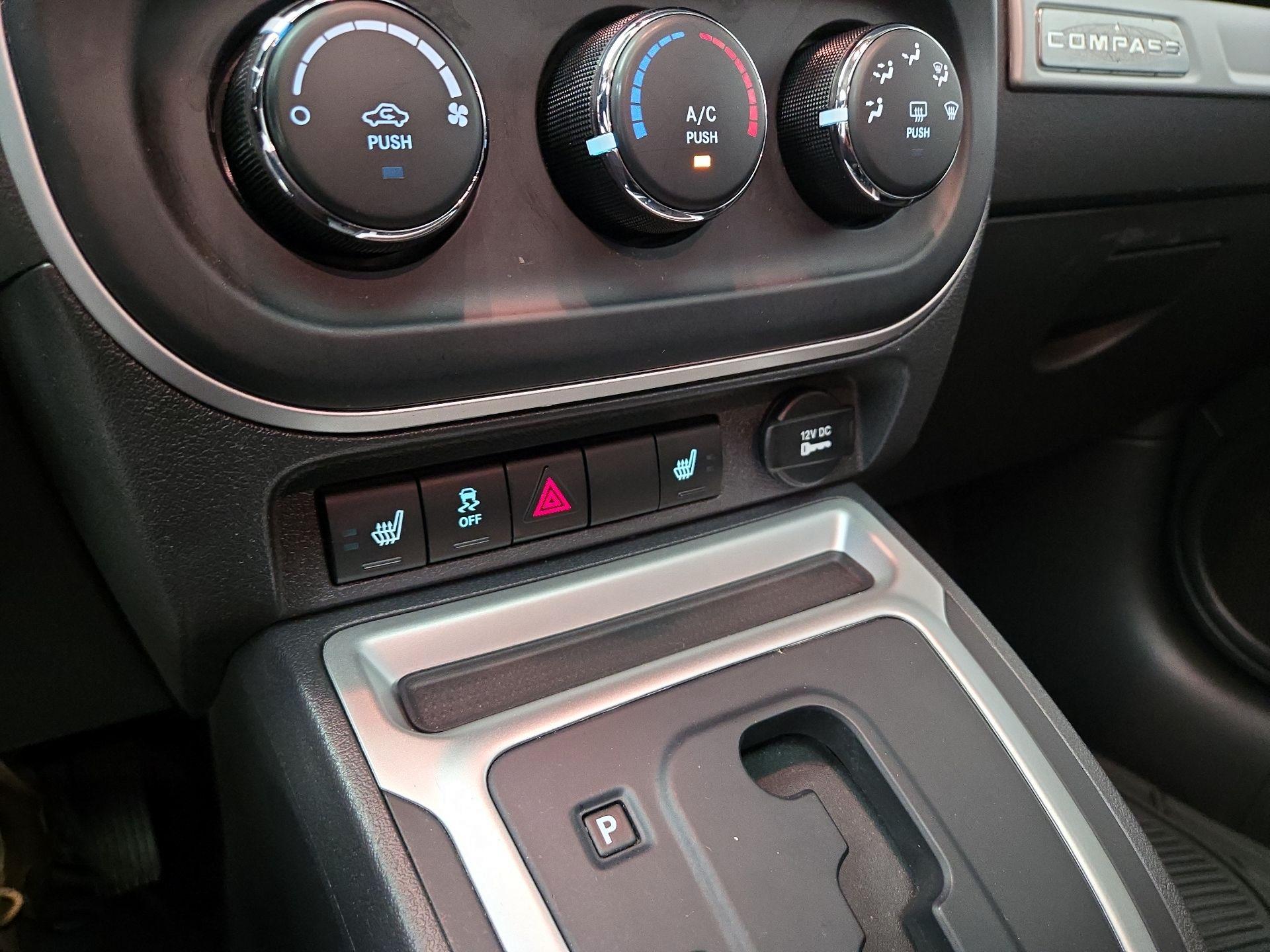 Thumbnail: 2017 Jeep Compass - 17