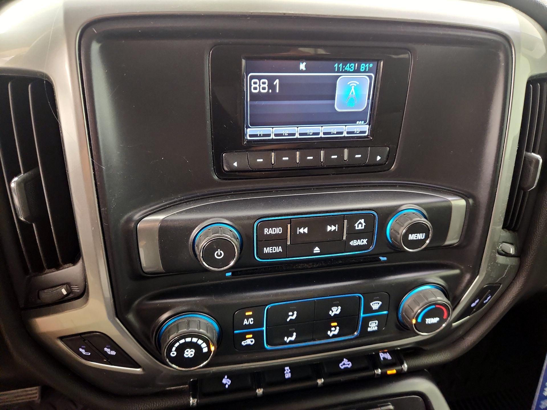 Thumbnail: 2015 Chevrolet Silverado 1500 - 15