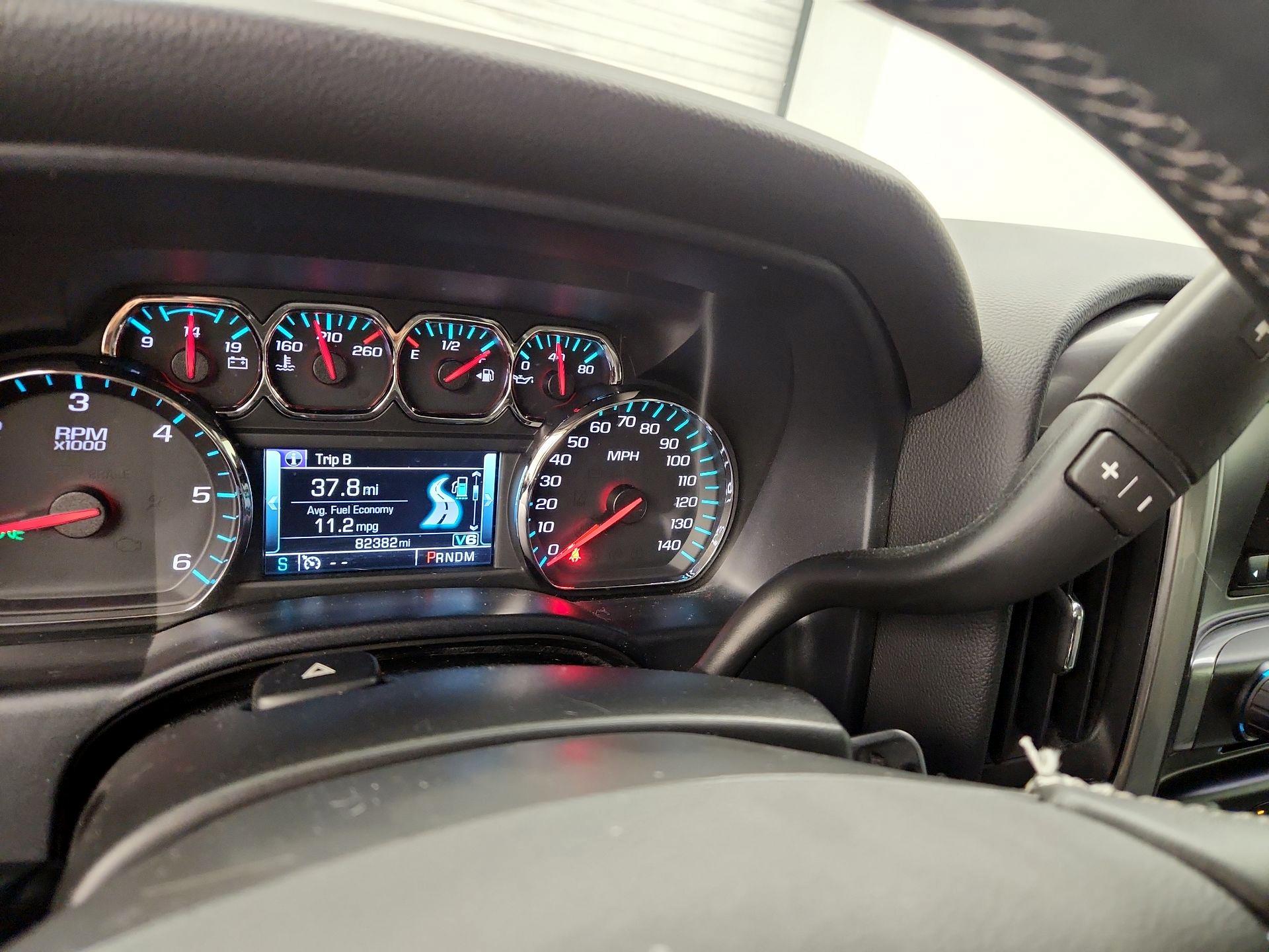 Thumbnail: 2015 Chevrolet Silverado 1500 - 17