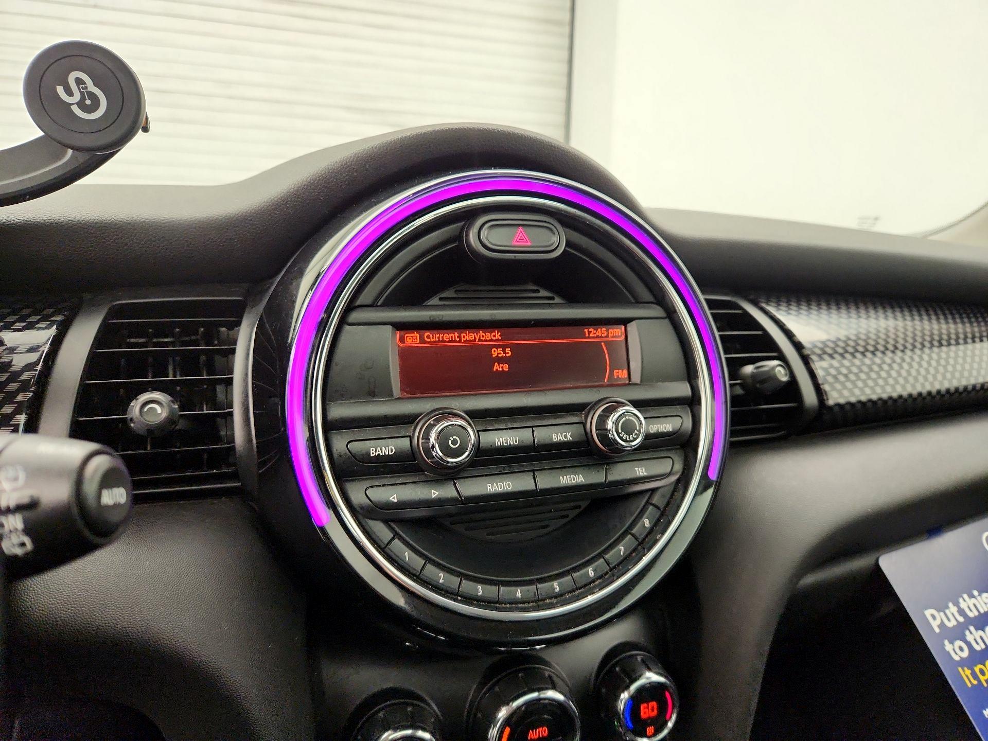 Thumbnail: 2015 MINI Cooper Hardtop - 14