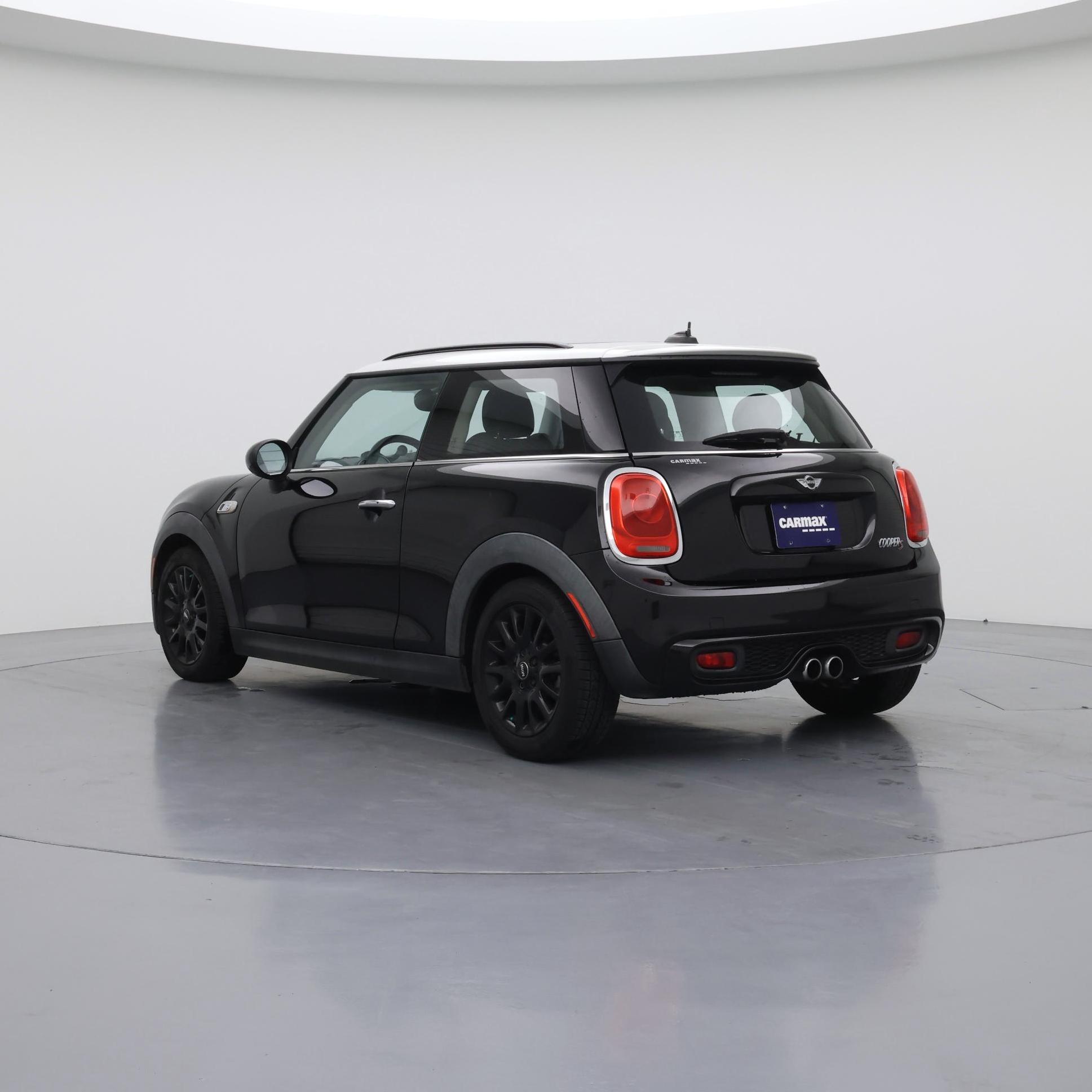 Thumbnail: 2015 MINI Cooper Hardtop - 2