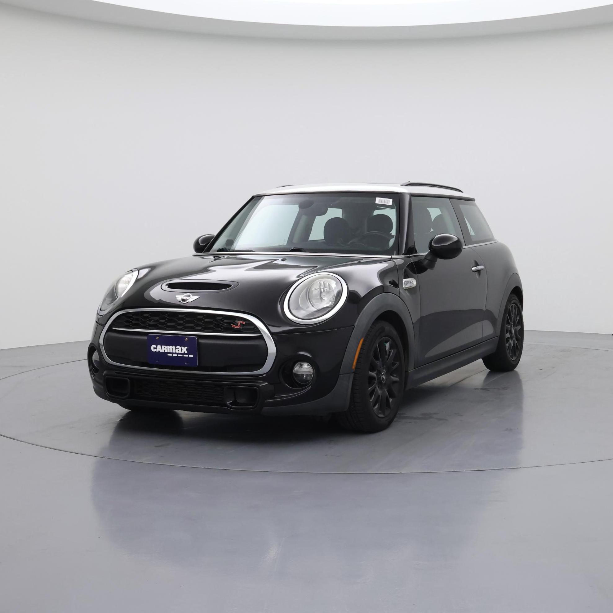 Thumbnail: 2015 MINI Cooper Hardtop - 4