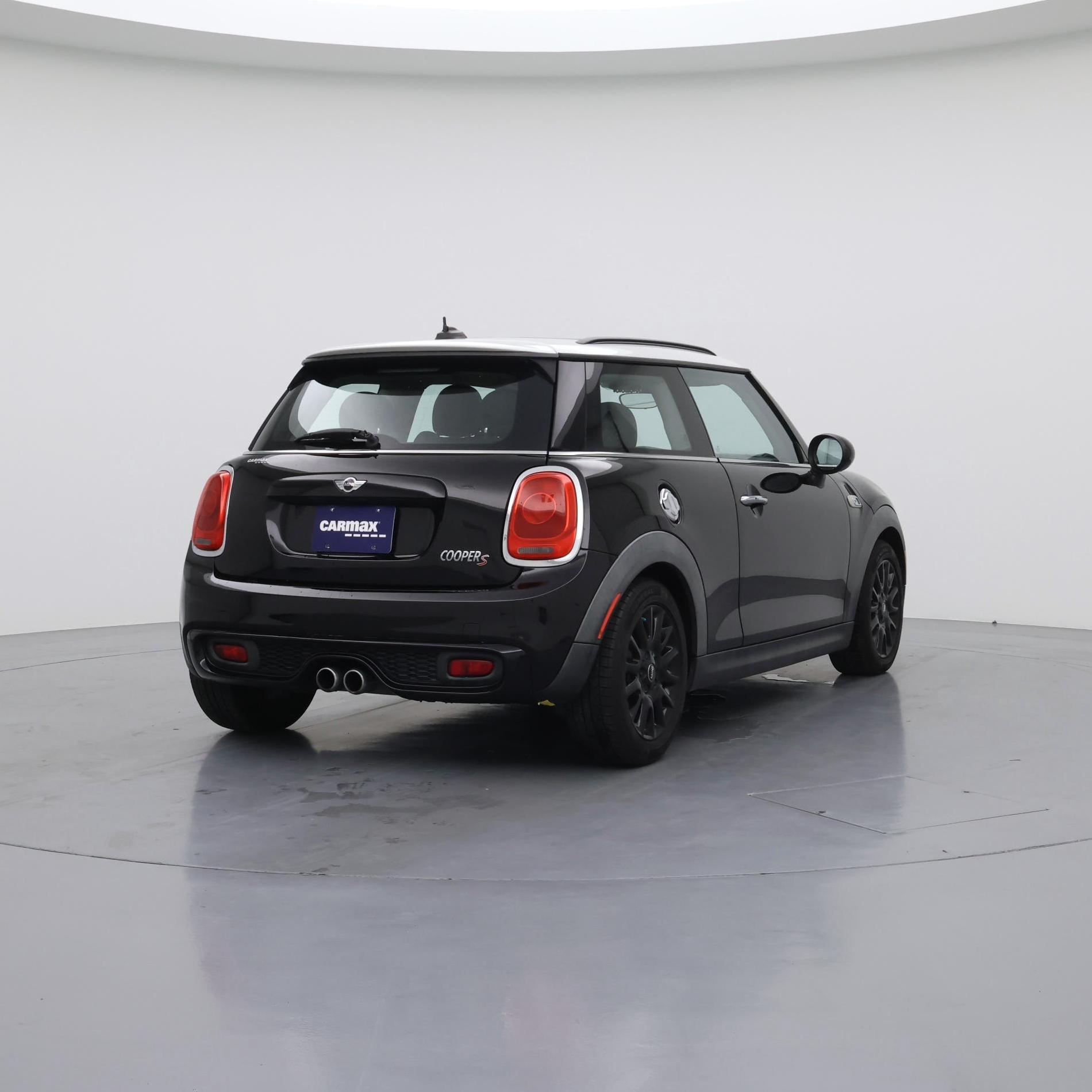 Thumbnail: 2015 MINI Cooper Hardtop - 8