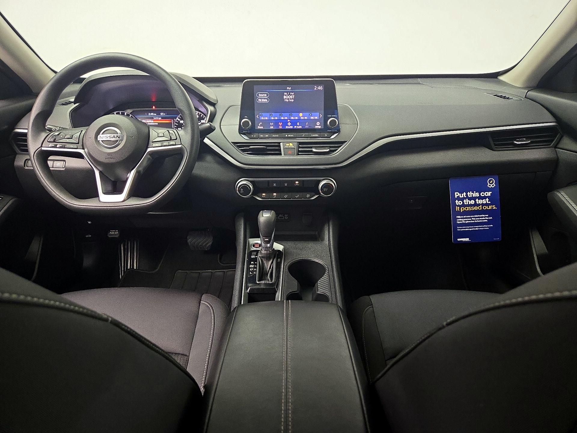Thumbnail: 2020 Nissan Altima - 9