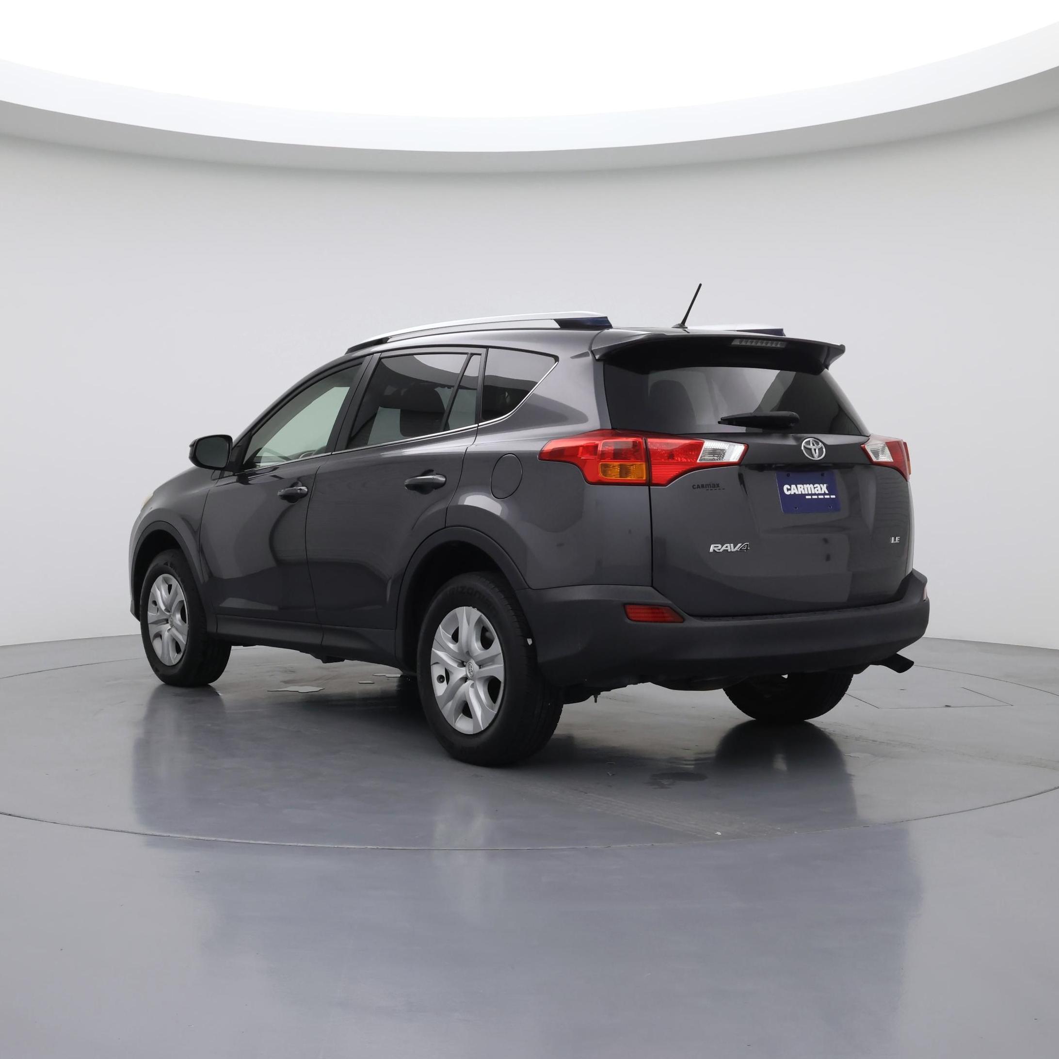 Thumbnail: 2015 Toyota RAV4 - 2