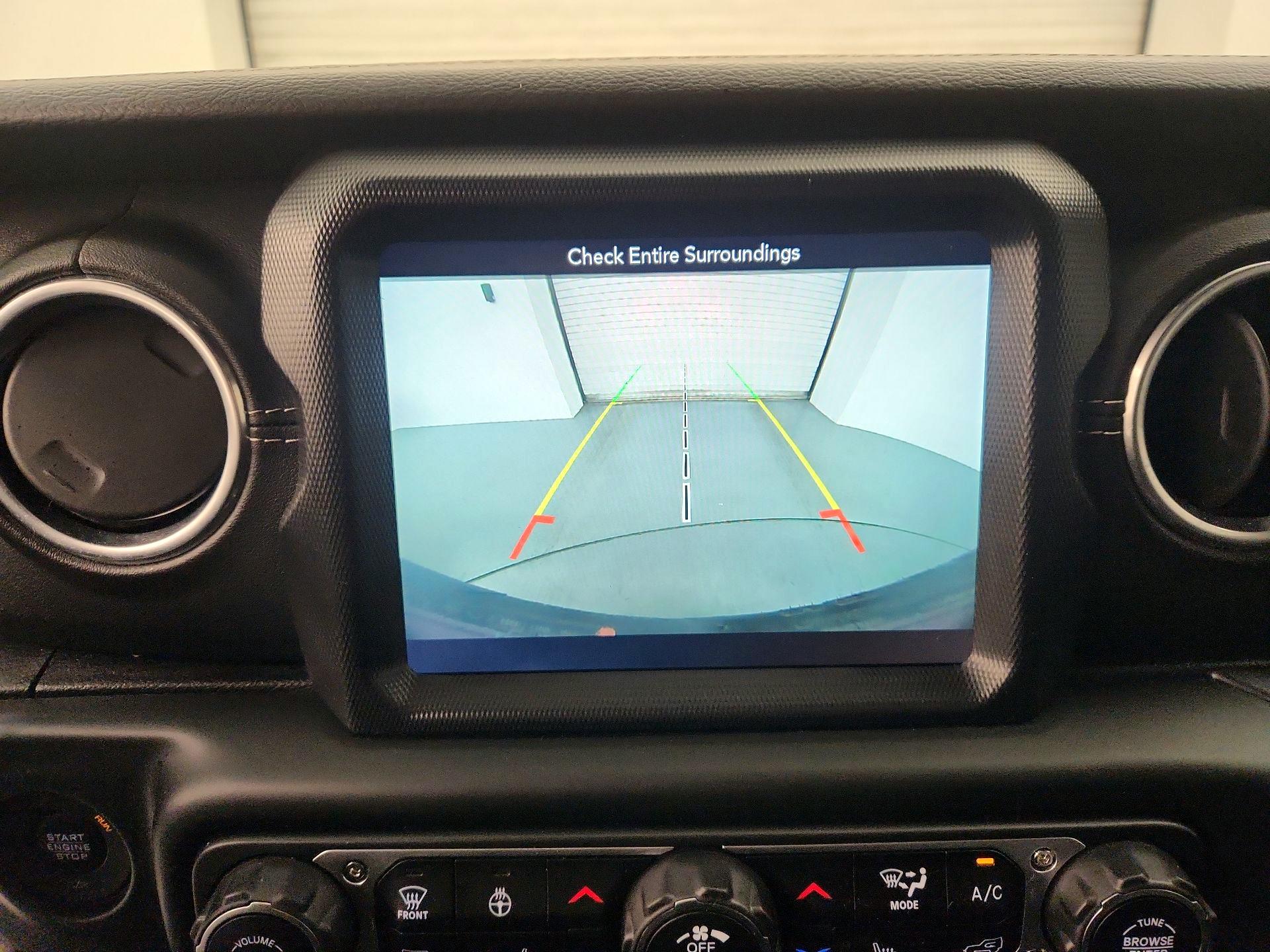 Thumbnail: 2018 Jeep Wrangler - 15