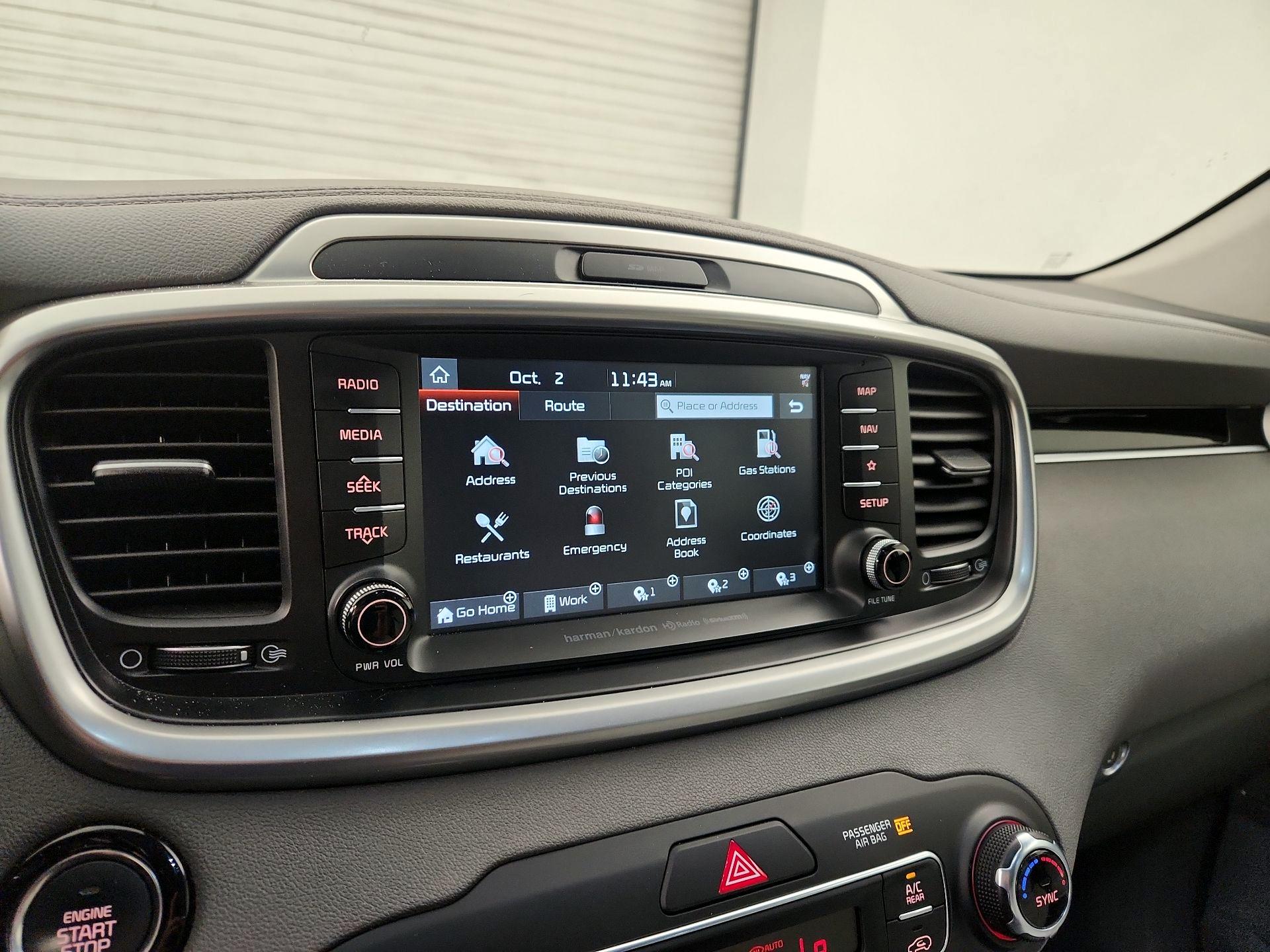 Thumbnail: 2019 Kia Sorento - 14