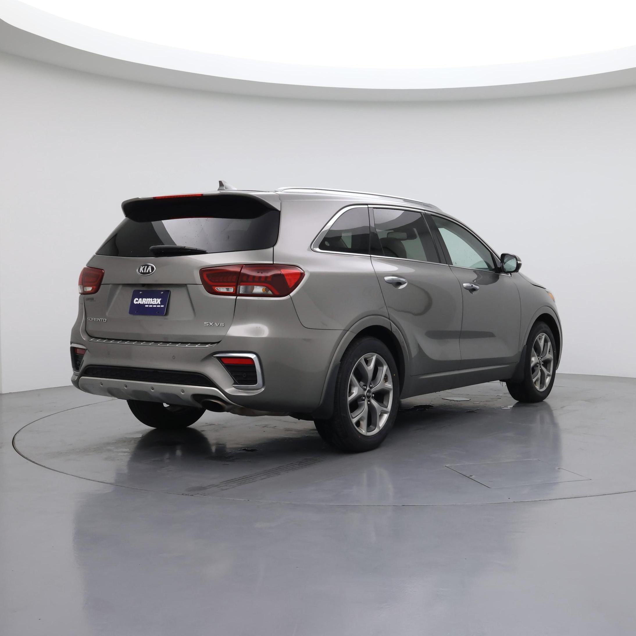 Thumbnail: 2019 Kia Sorento - 8