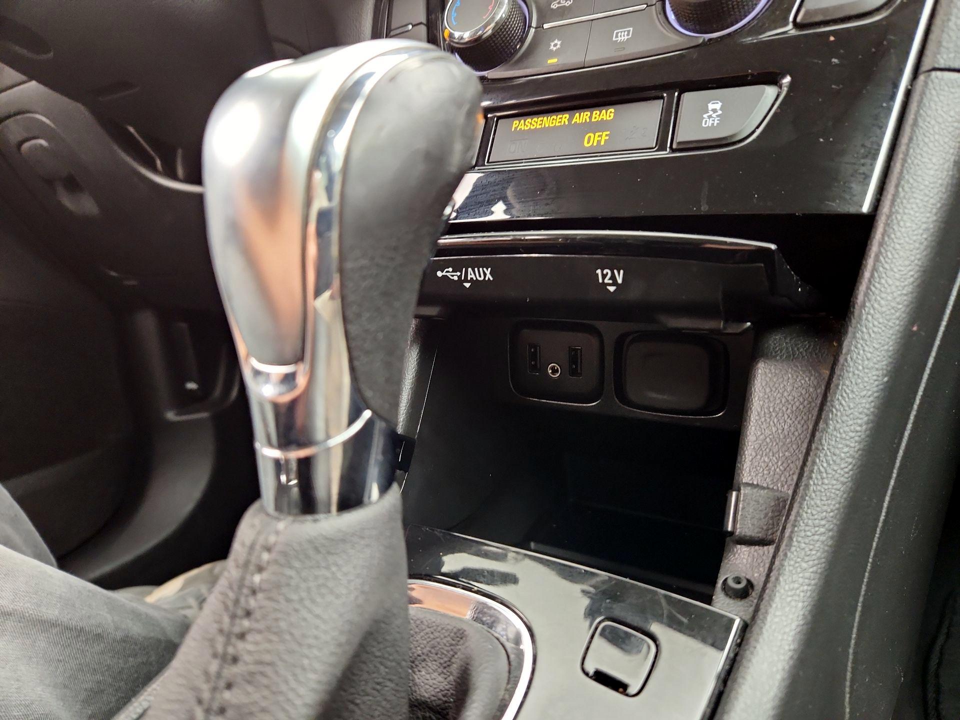 Thumbnail: 2018 Buick Encore - 18