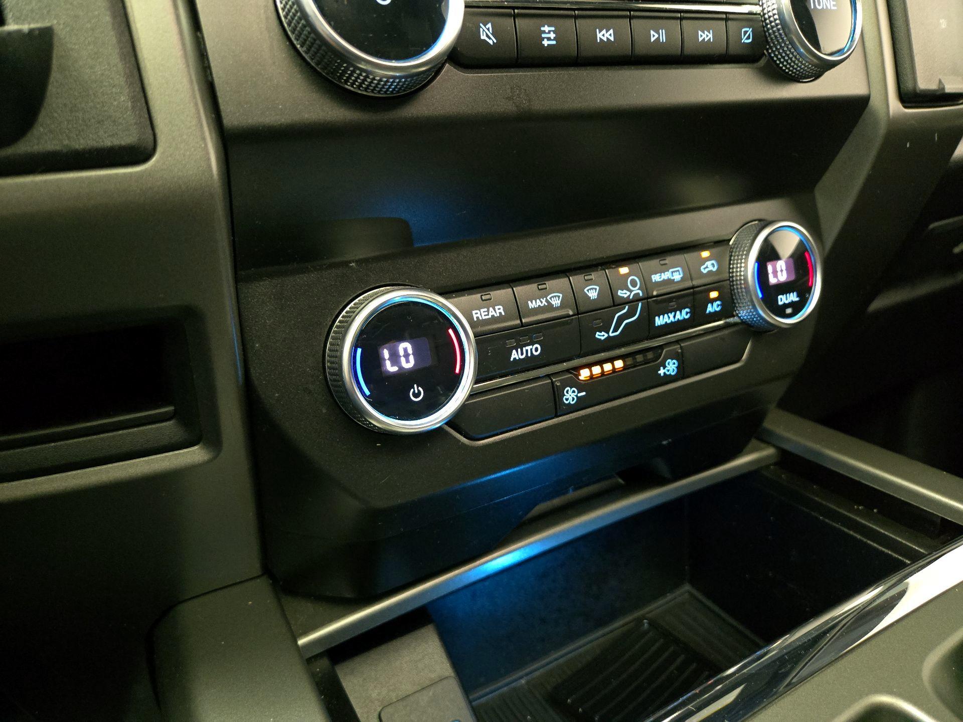 Thumbnail: 2021 Ford Expedition - 16