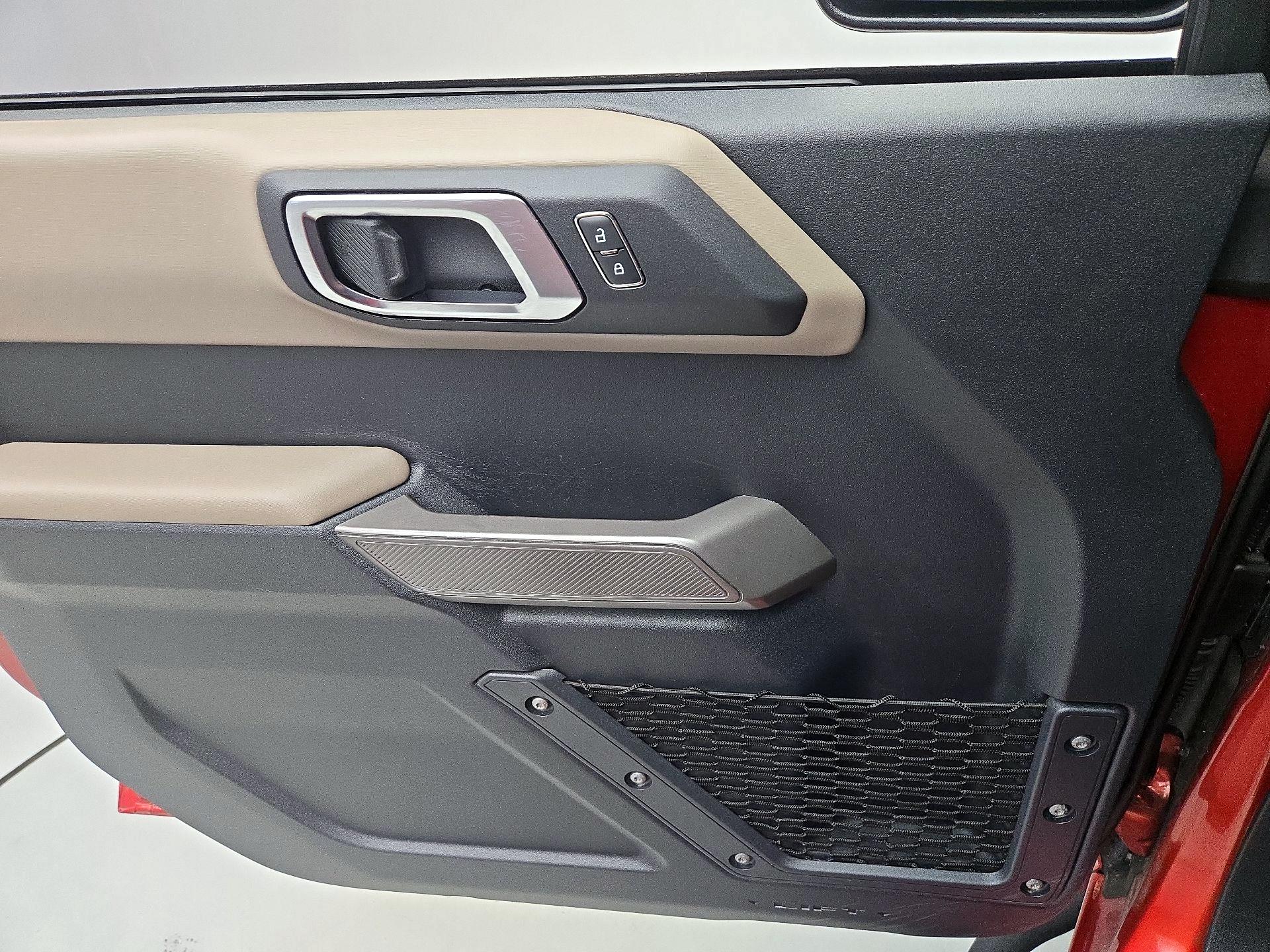 Thumbnail: 2022 Ford Bronco - 12