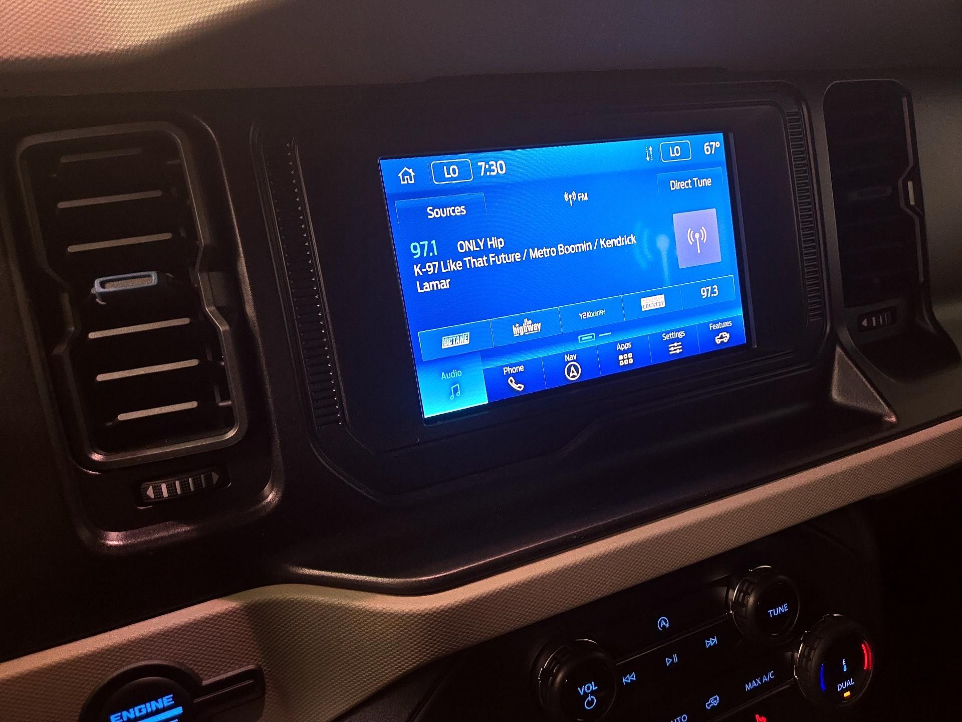 Thumbnail: 2022 Ford Bronco - 16