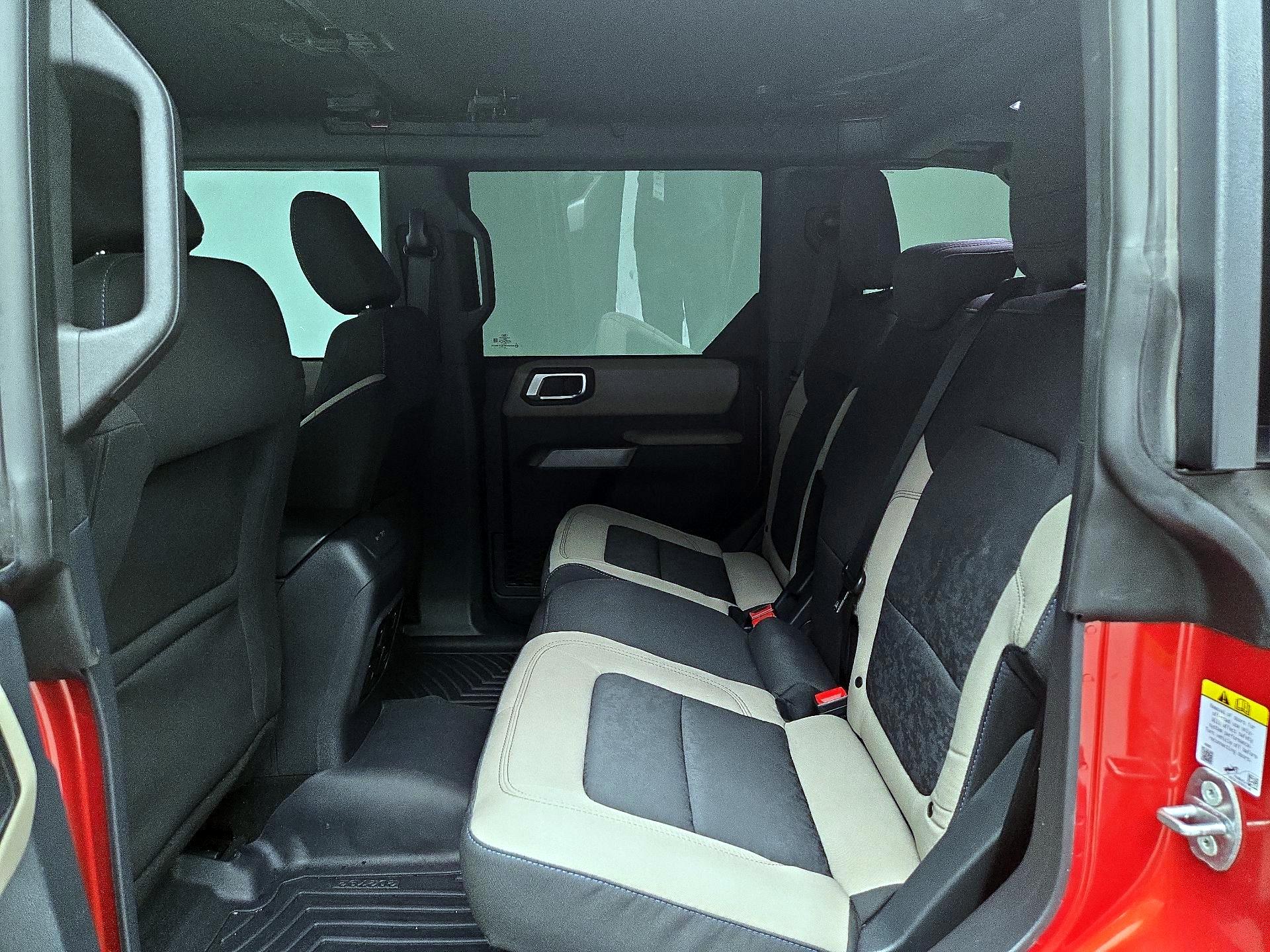 Thumbnail: 2022 Ford Bronco - 20