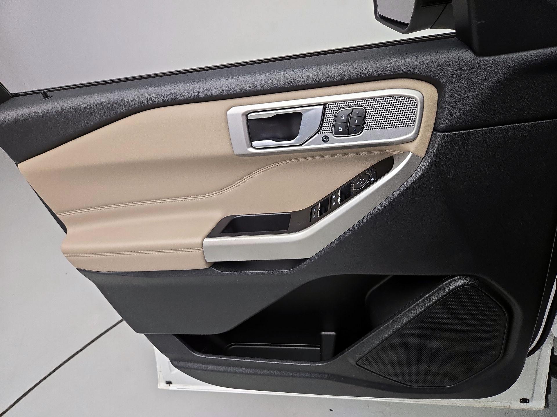 Thumbnail: 2021 Ford Explorer - 12