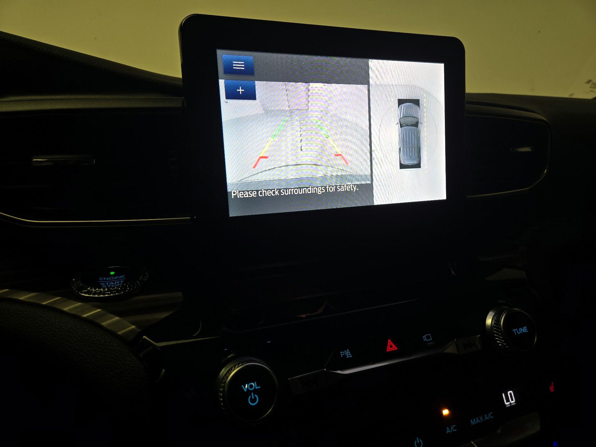 Thumbnail: 2021 Ford Explorer - 15