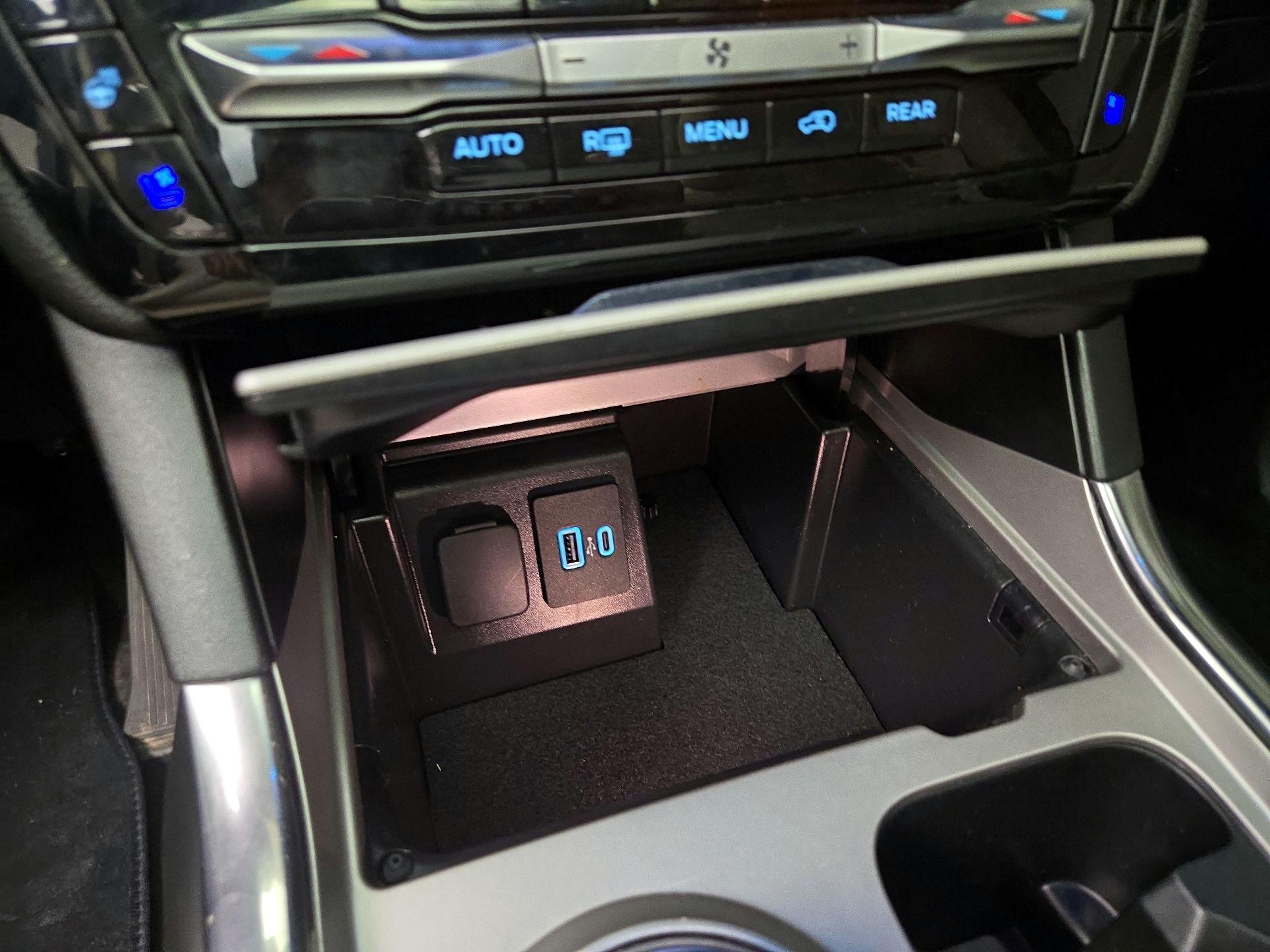 Thumbnail: 2021 Ford Explorer - 19