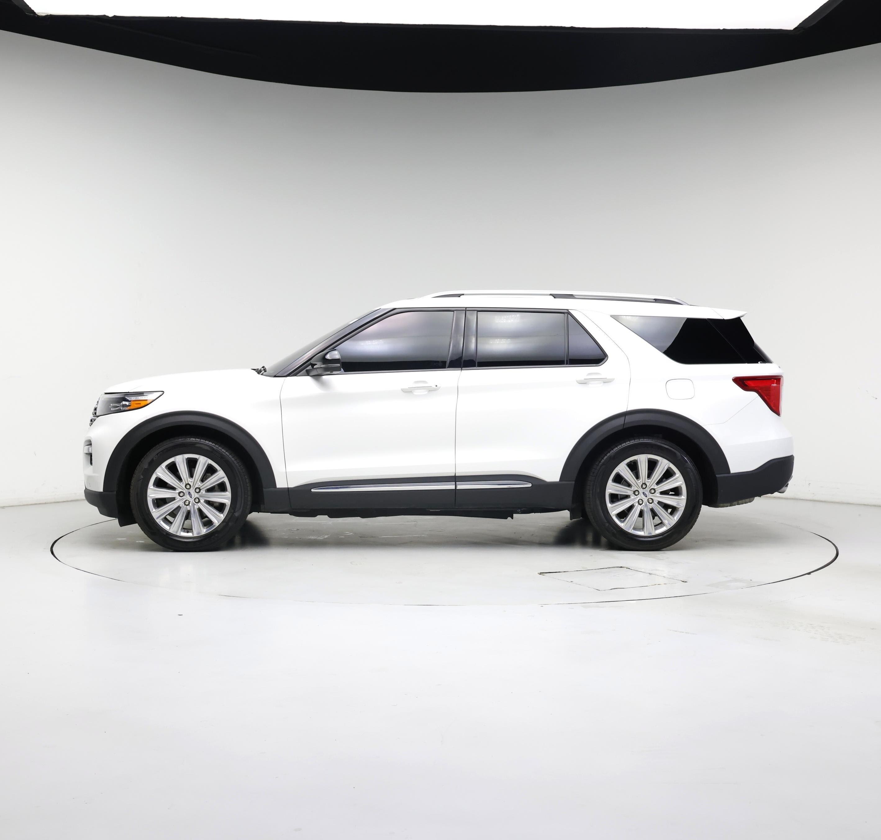 Thumbnail: 2021 Ford Explorer - 3