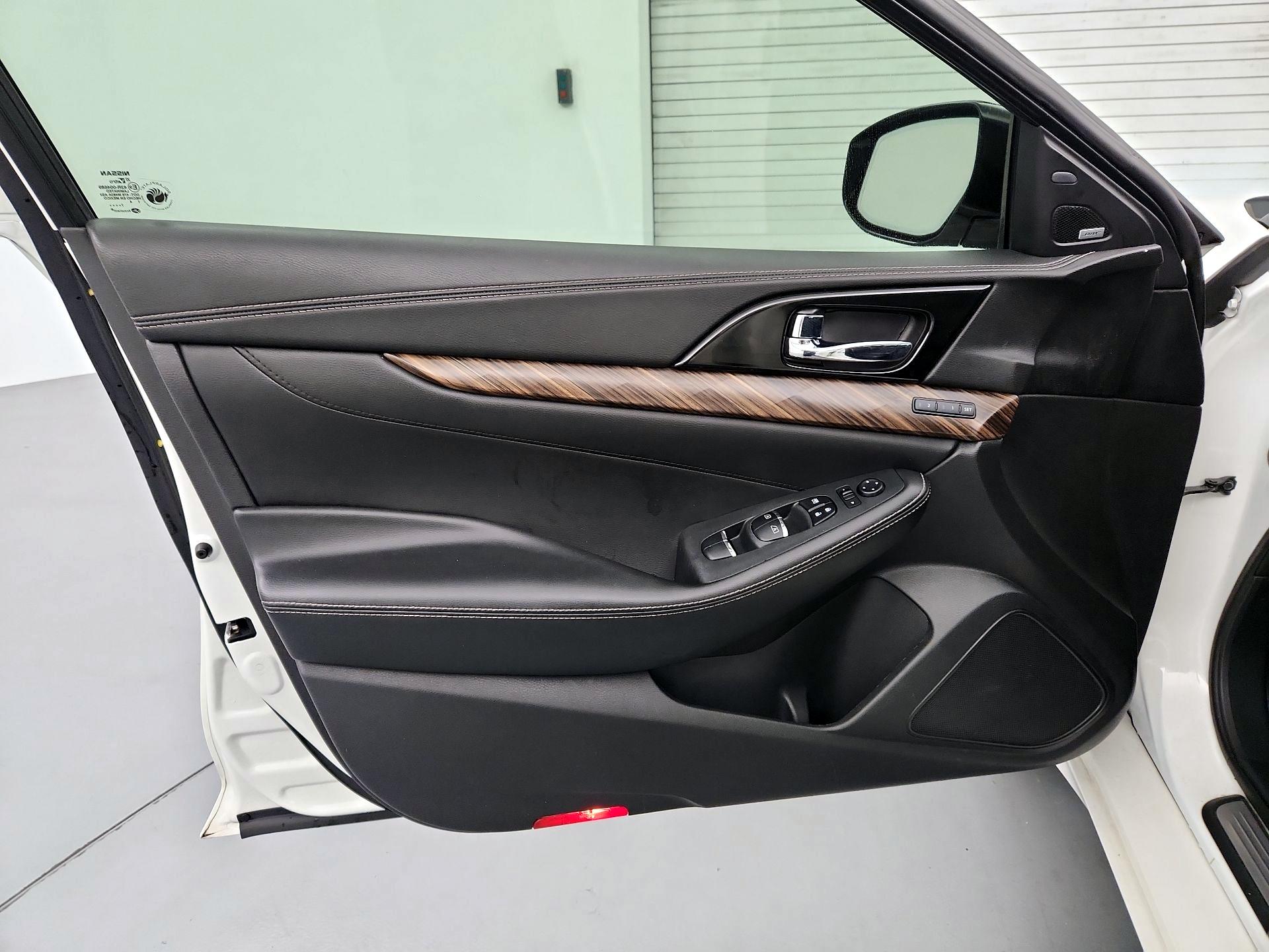 Thumbnail: 2018 Nissan Maxima - 12