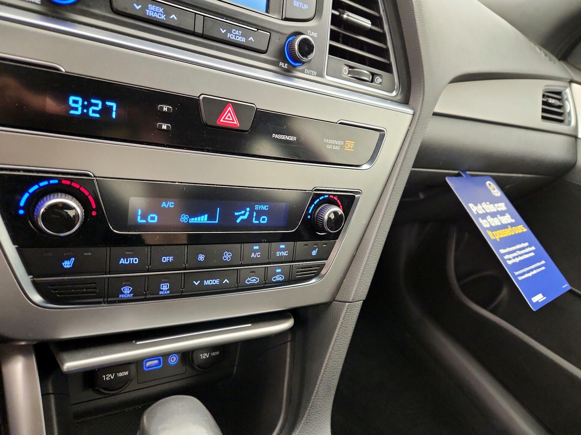 Thumbnail: 2015 Hyundai Sonata - 16