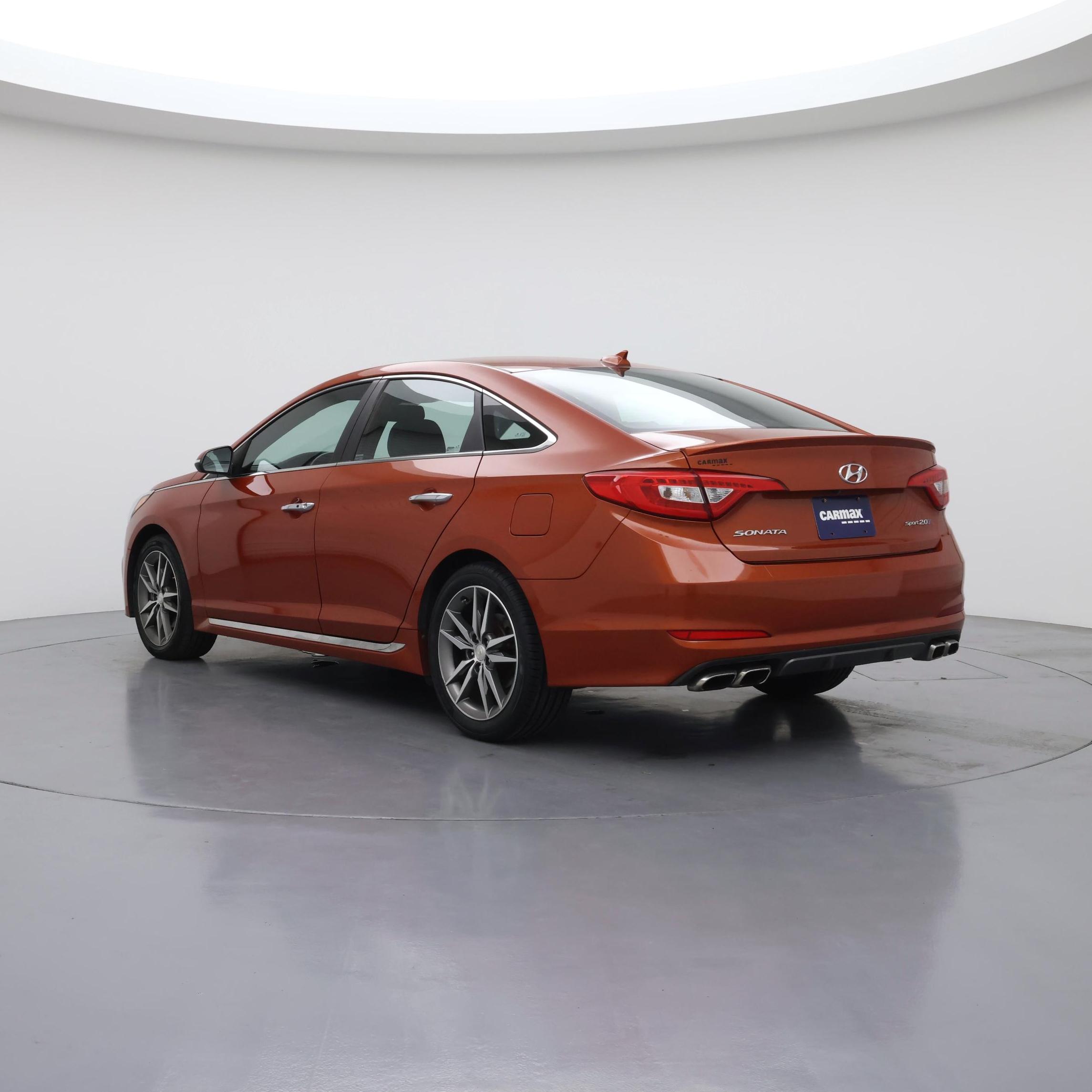 Thumbnail: 2015 Hyundai Sonata - 2