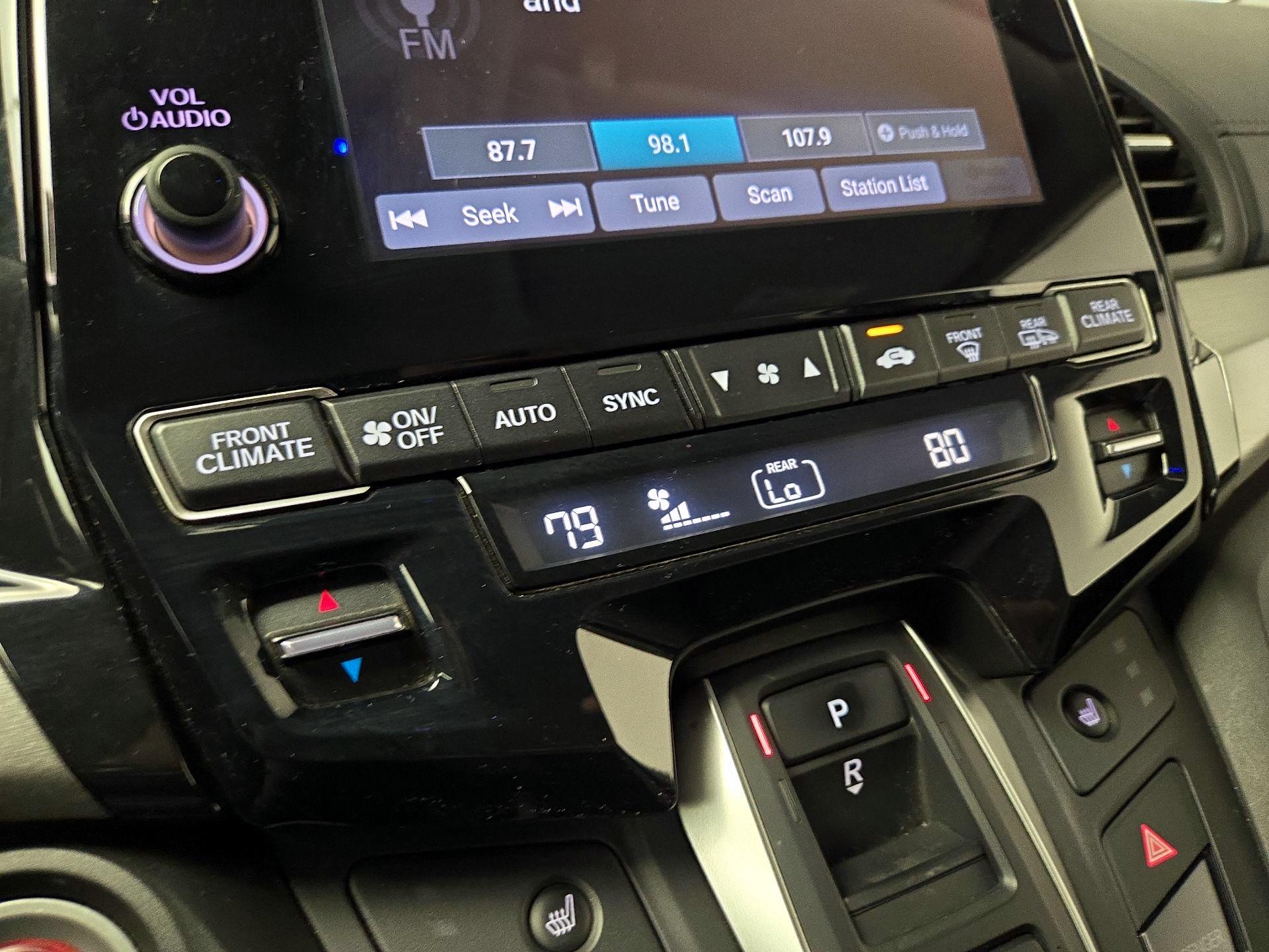 Thumbnail: 2022 Honda Odyssey - 16