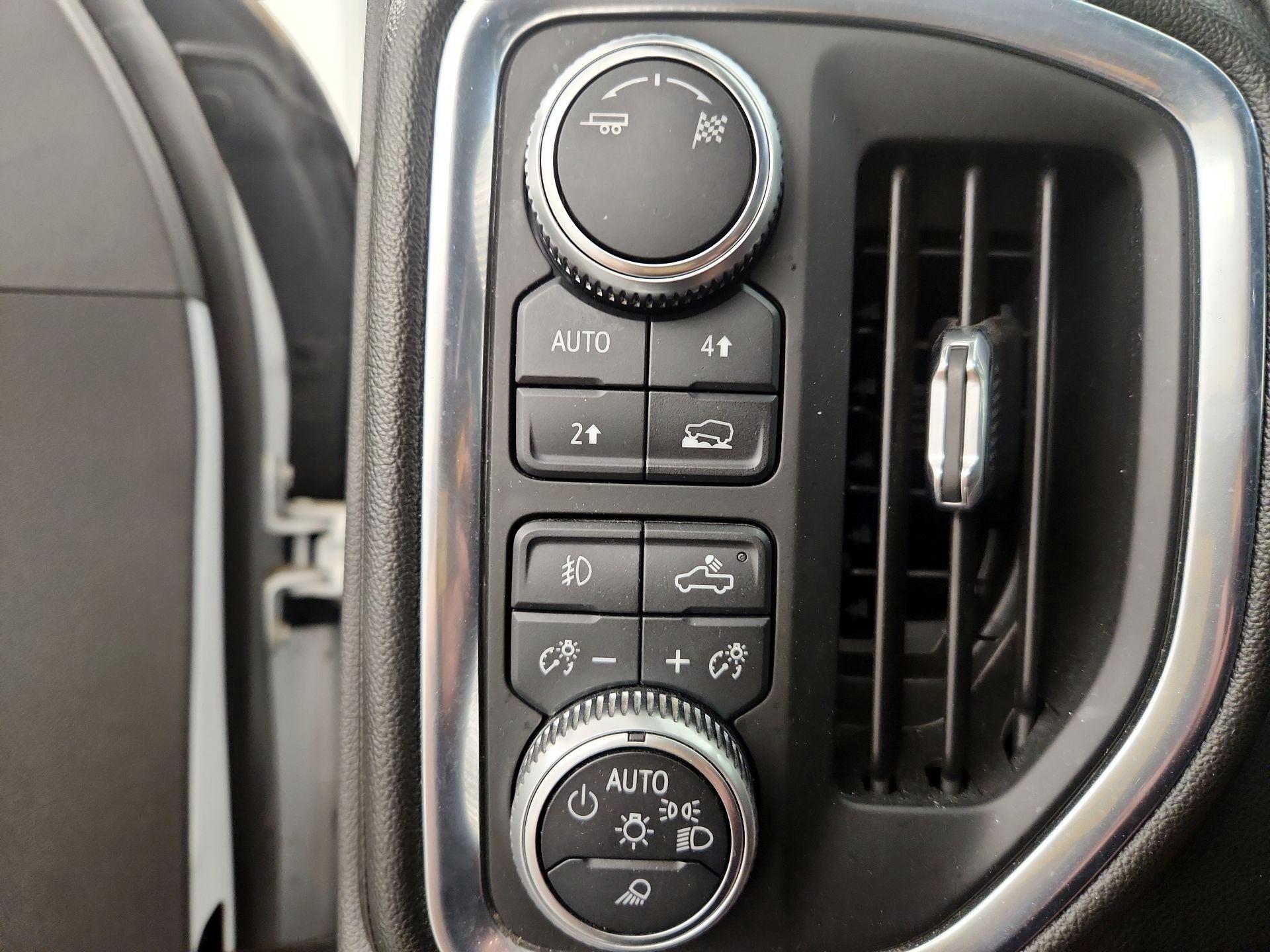 Thumbnail: 2019 GMC Sierra 1500 - 13